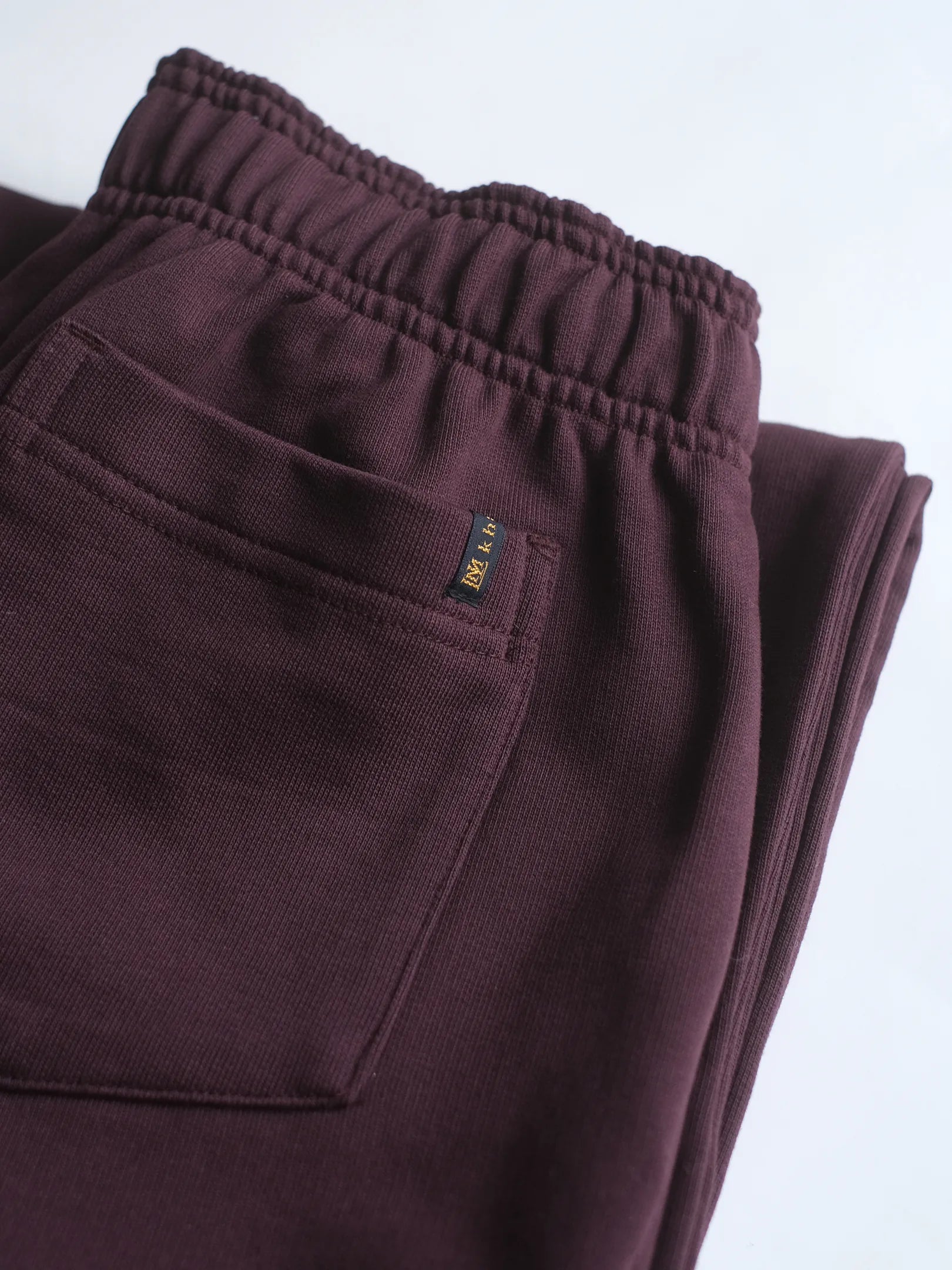 Kha:ki "STRAIGHT SWEAT PANTS(2colors) "