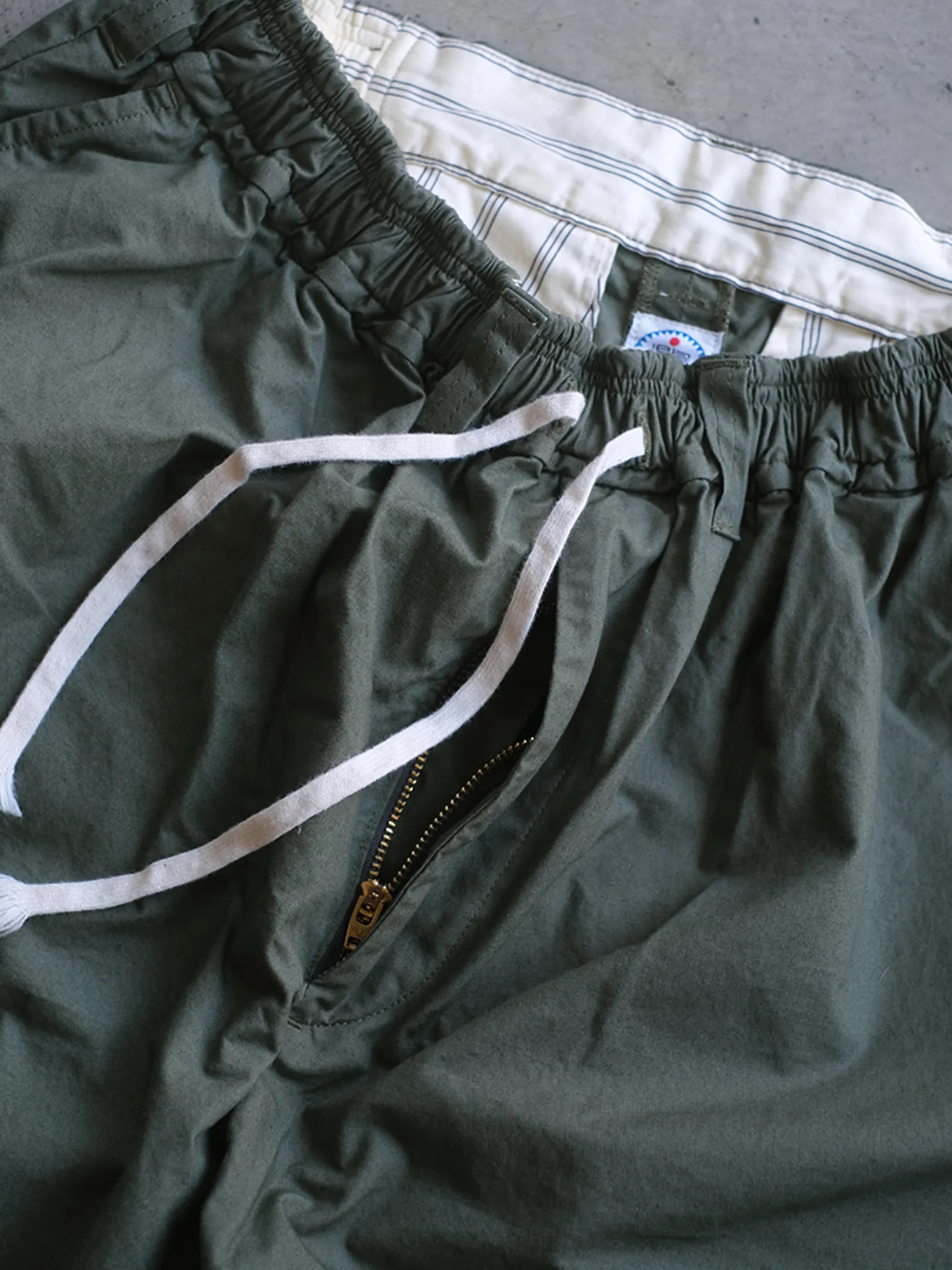 児島新鮮組  "BIG BULB SHORTS (GREEN)"