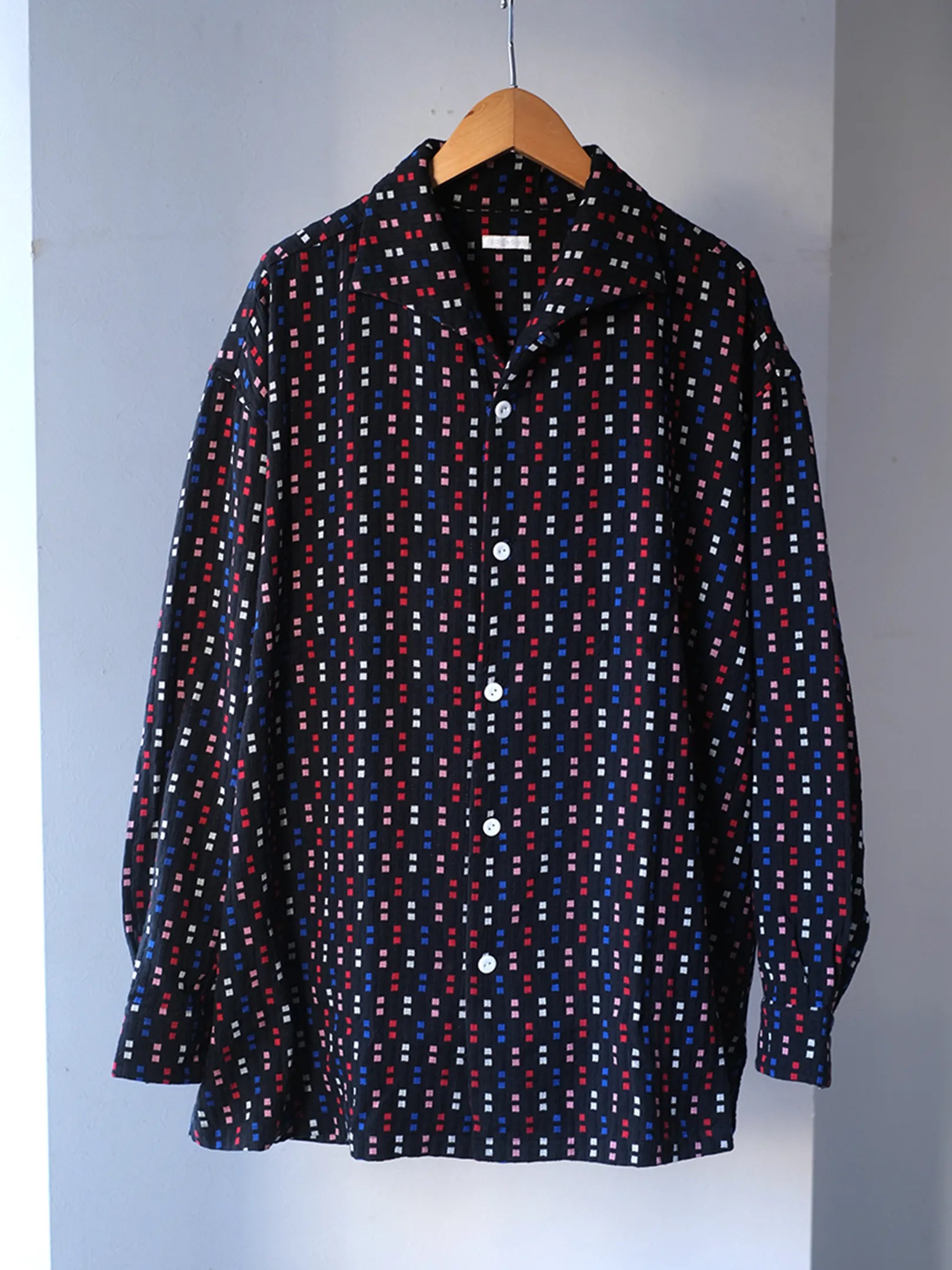 SOWBOW "蒼氓シャツ/ONE PIECE COLLAR WIDE(CHIKUGO-ORI,BLACK CUBE)"