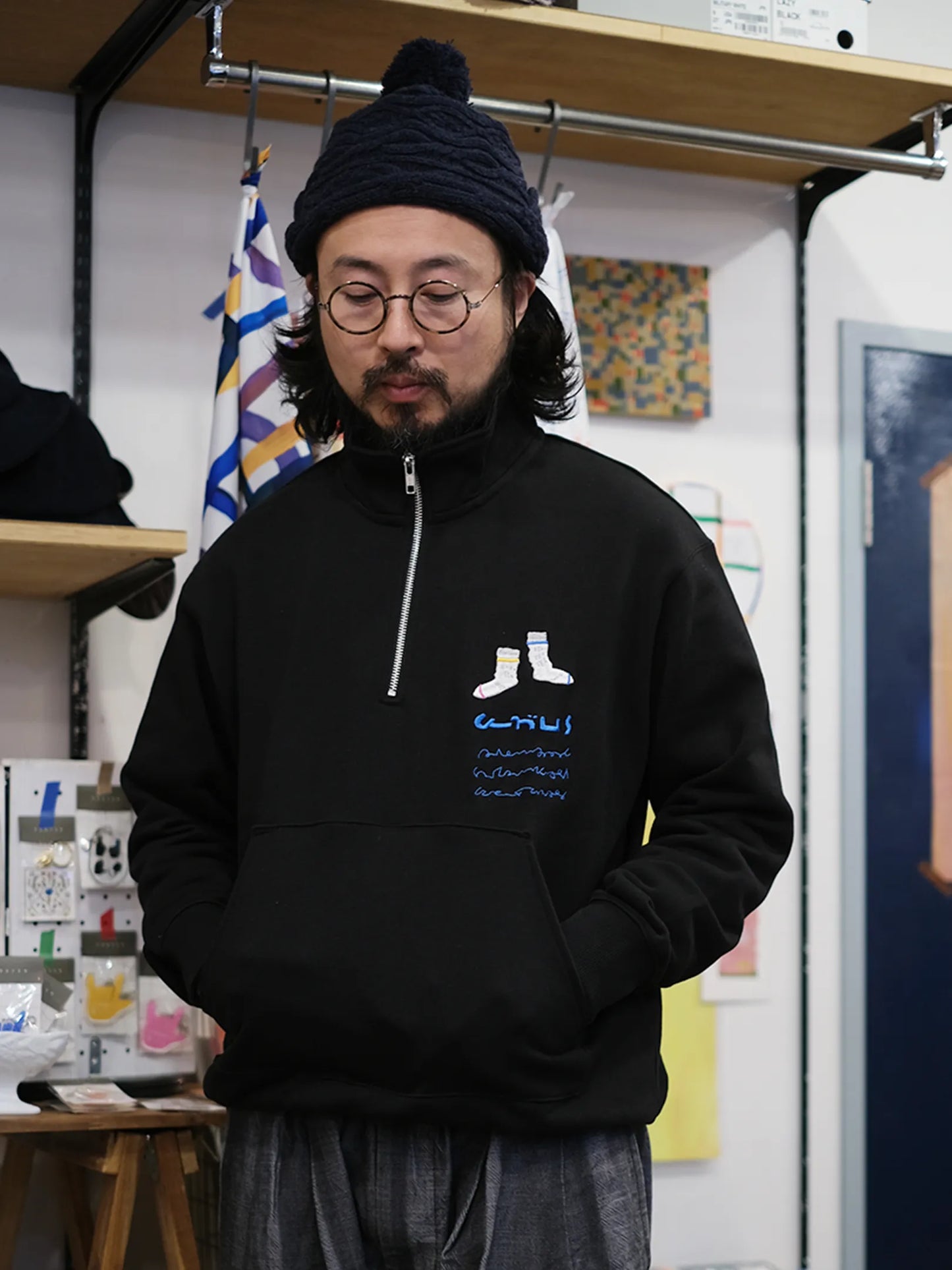 Panio×touten works "SOCKS HALF ZIP SWEAT (2colors) "