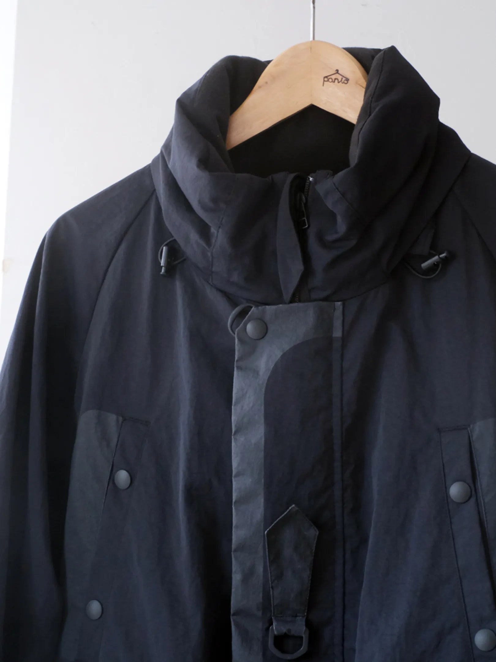 norbit by Hiroshi Nozawa "Printed patch mountain parka(NAVY)"