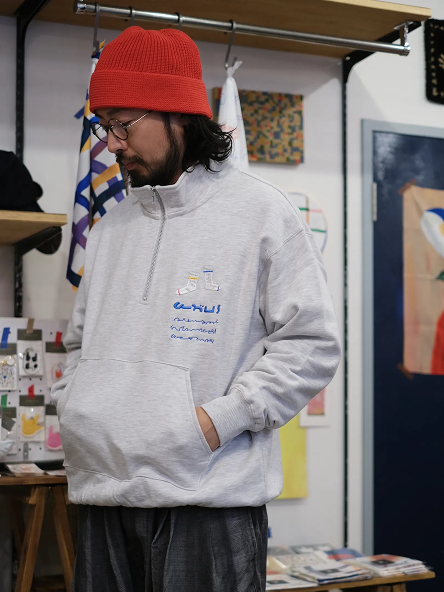 Panio×touten works "SOCKS HALF ZIP SWEAT (2colors) "