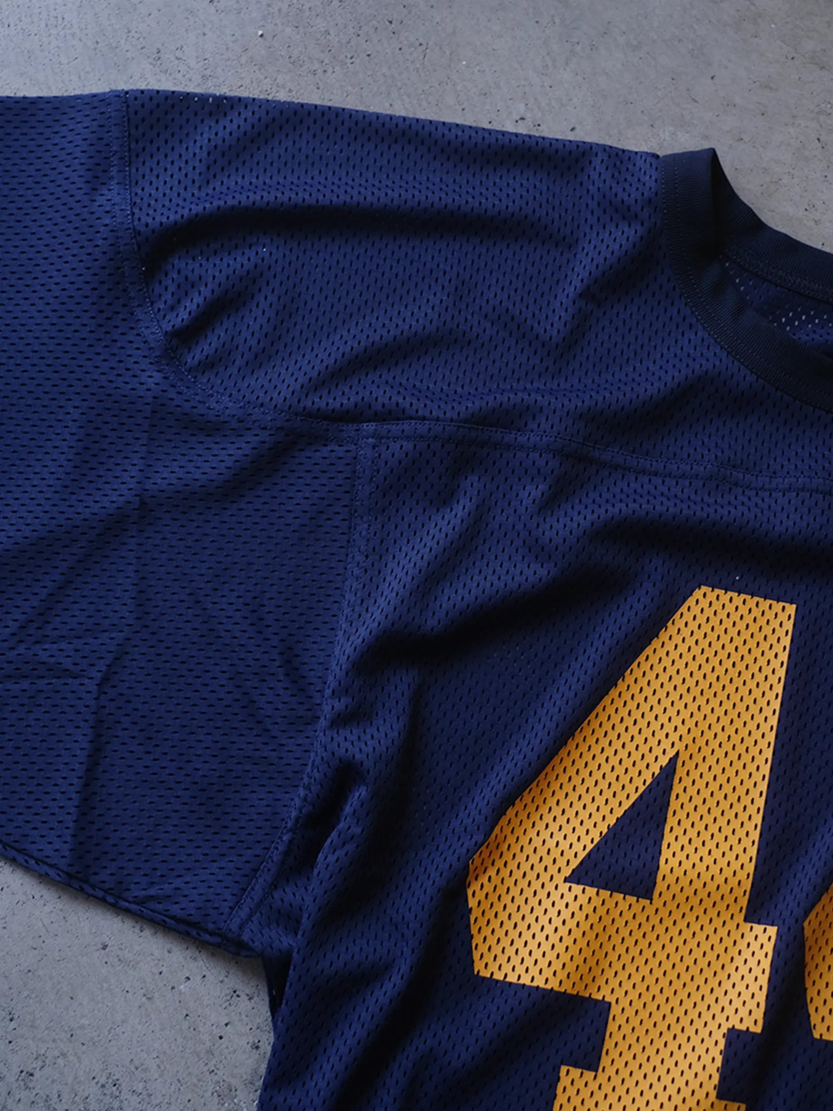 SEDAN ALL-PURPOSE "Mesh Football Tee"