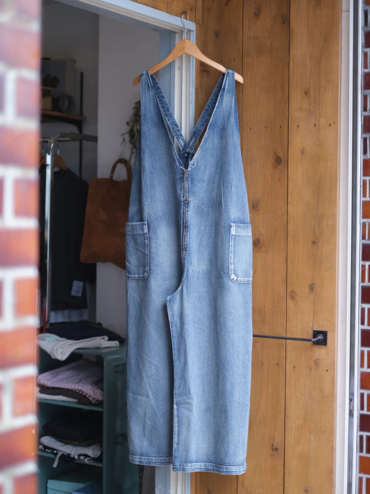 Kha:ki "V-NECK OVERALLS"