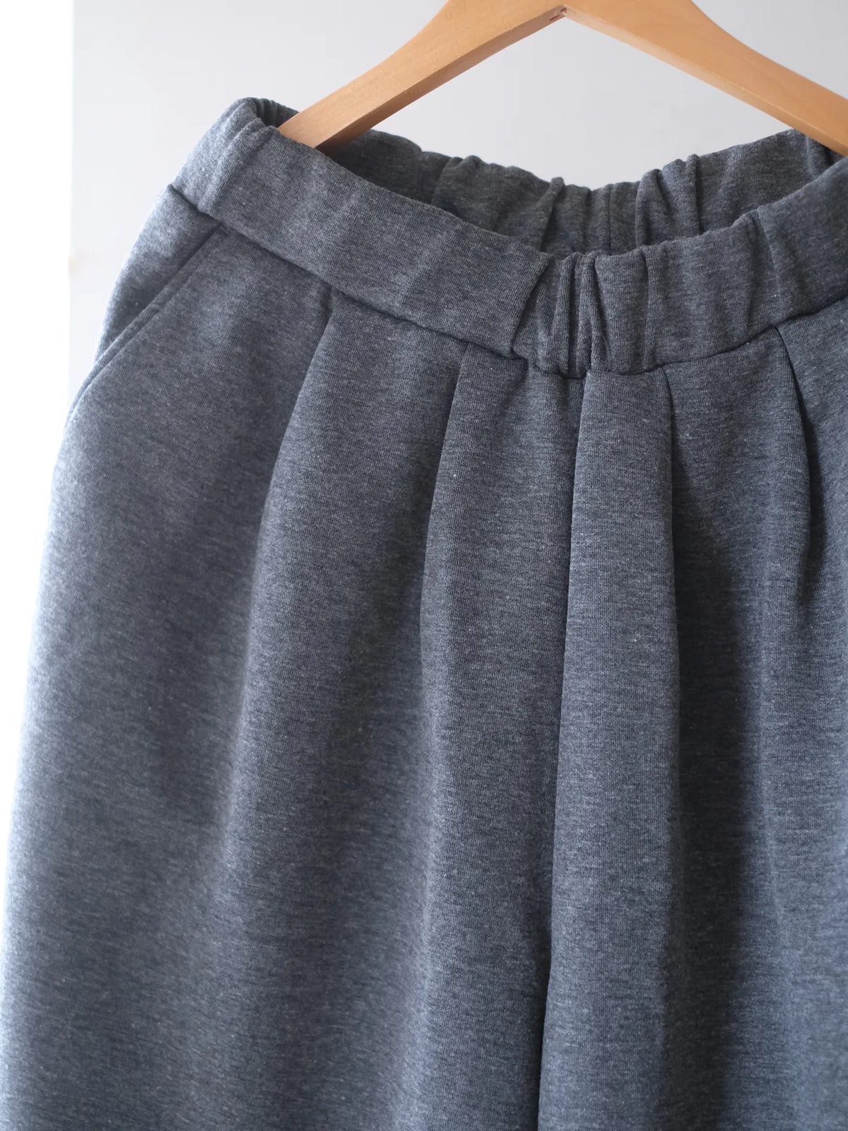 ARTE POVERA "ウール混ダンボールニット 2タックワイドPT(2colors)"