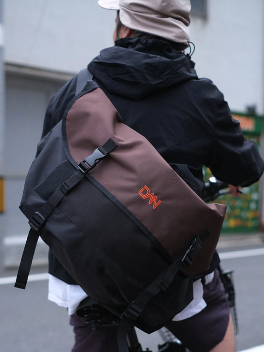 THE DEVONIAN " DVN RADIO MESSENGER BAG(2colors)"
