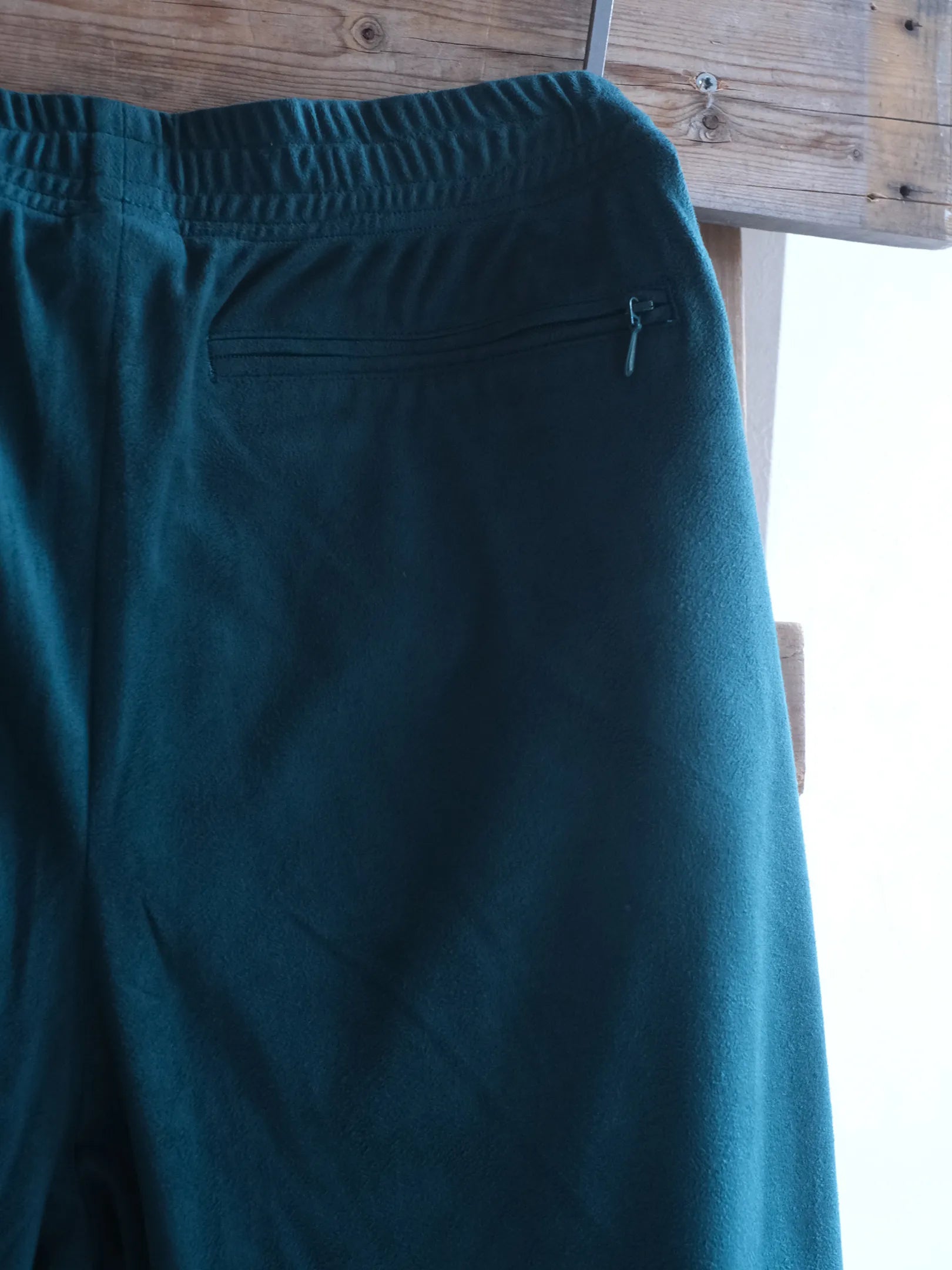 THE SUNNY "TECH SUEDE TRACK PANTS(3colors)"