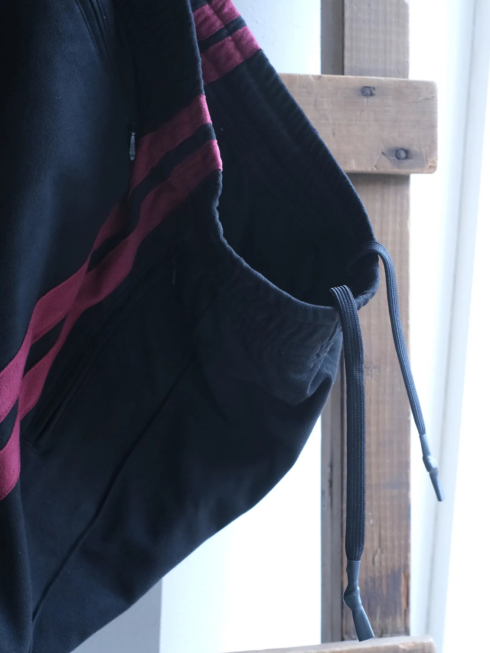 THE SUNNY "TECH SUEDE TRACK PANTS(3colors)"