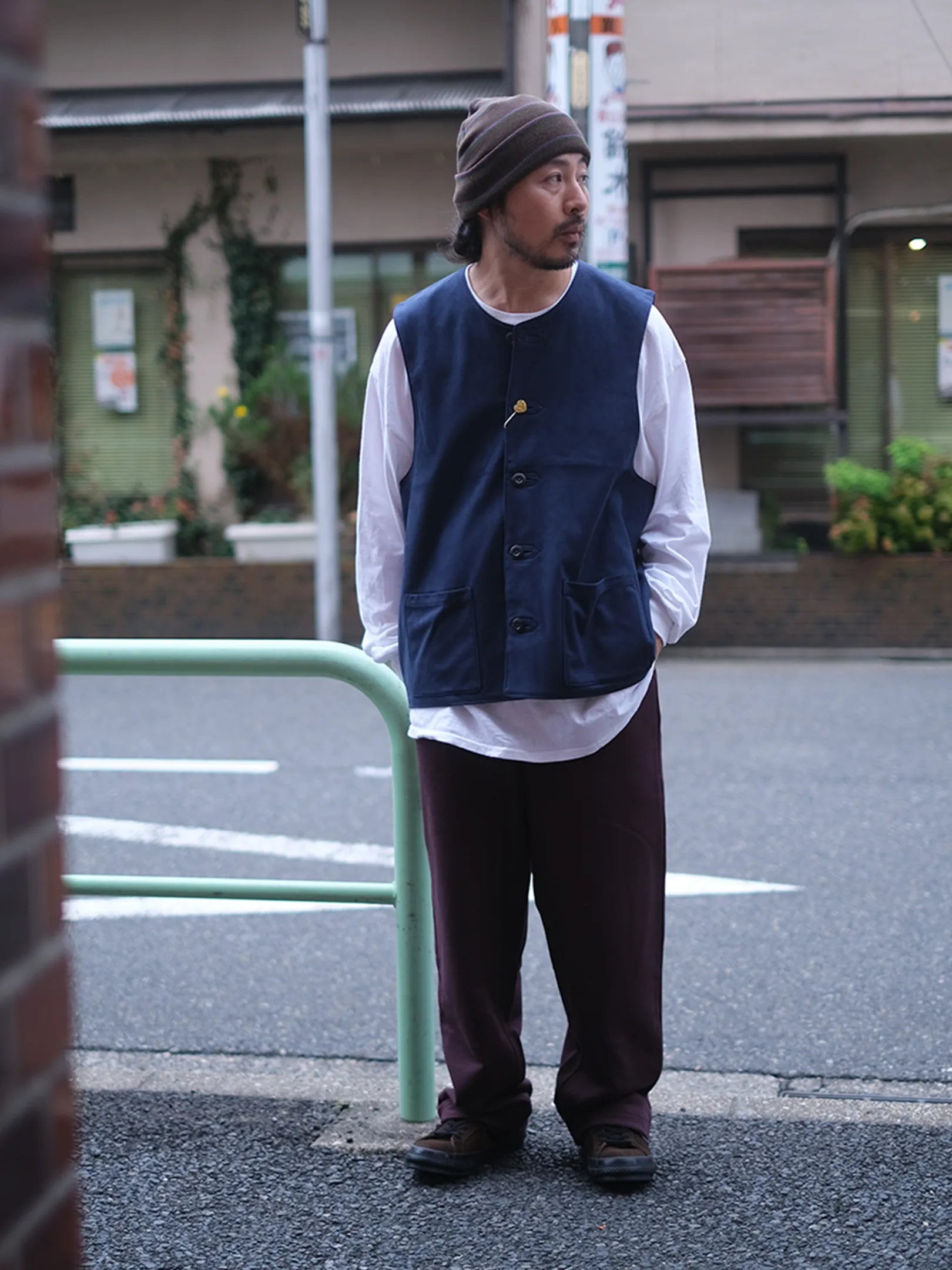 Kha:ki "STRAIGHT SWEAT PANTS(2colors) "
