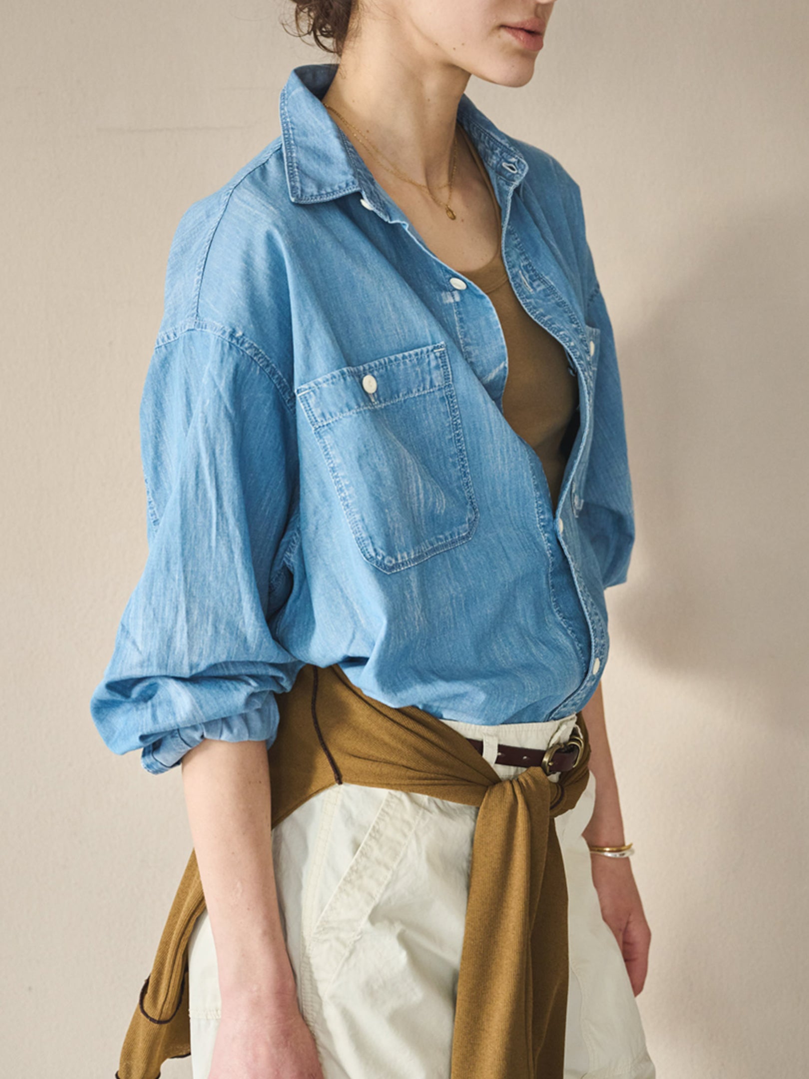 Kha:ki "2WAY WIDE DENIM SHIRT"
