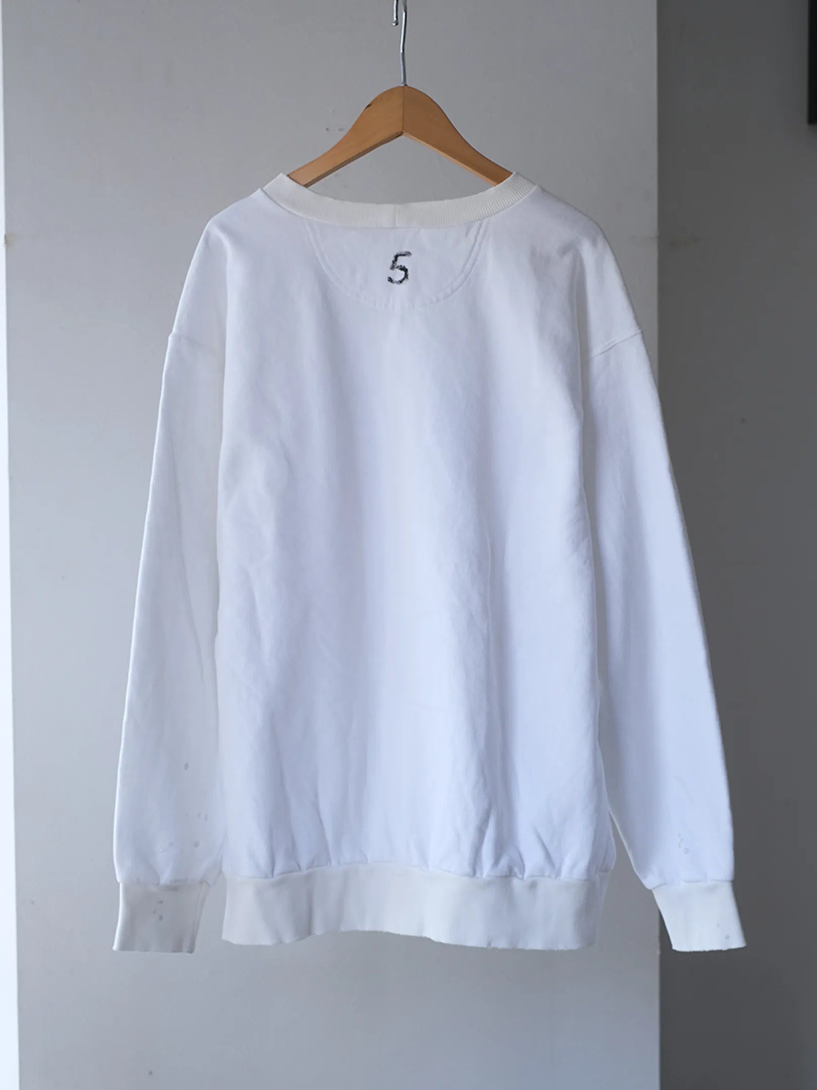 ARTE POVERA "A.P 10YEARS DAMEGED SWEAT (2colors)"