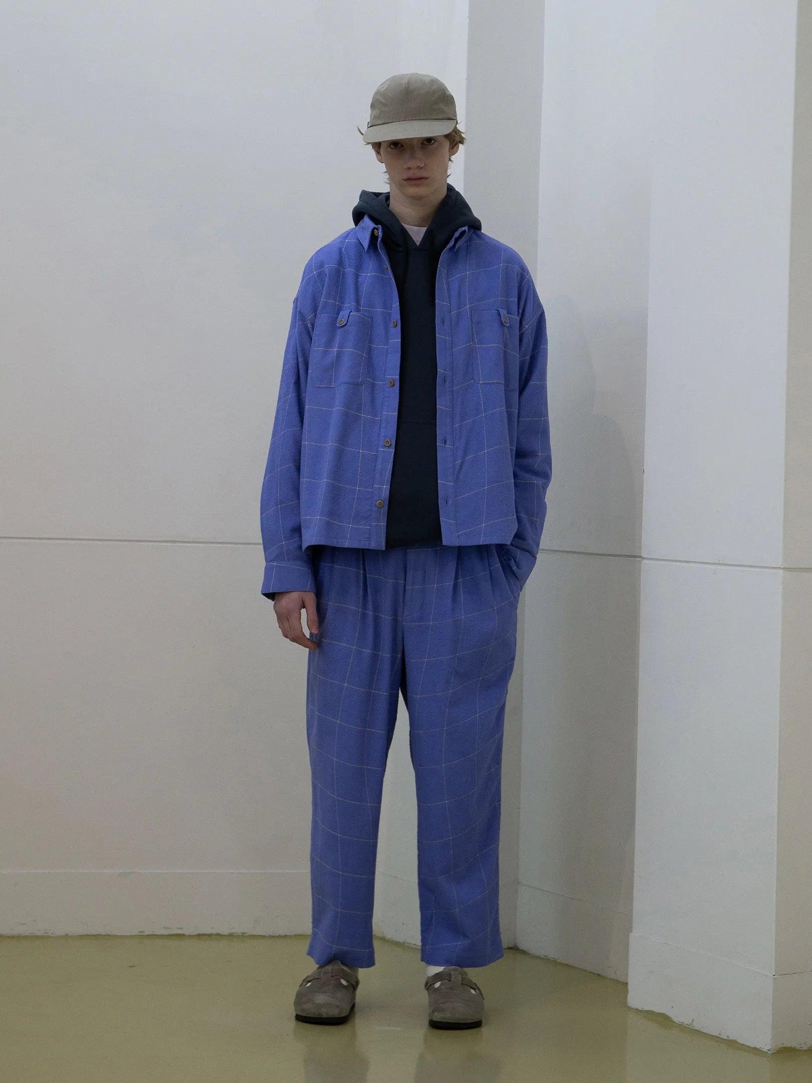 wonderland  "Broken Check Pants"