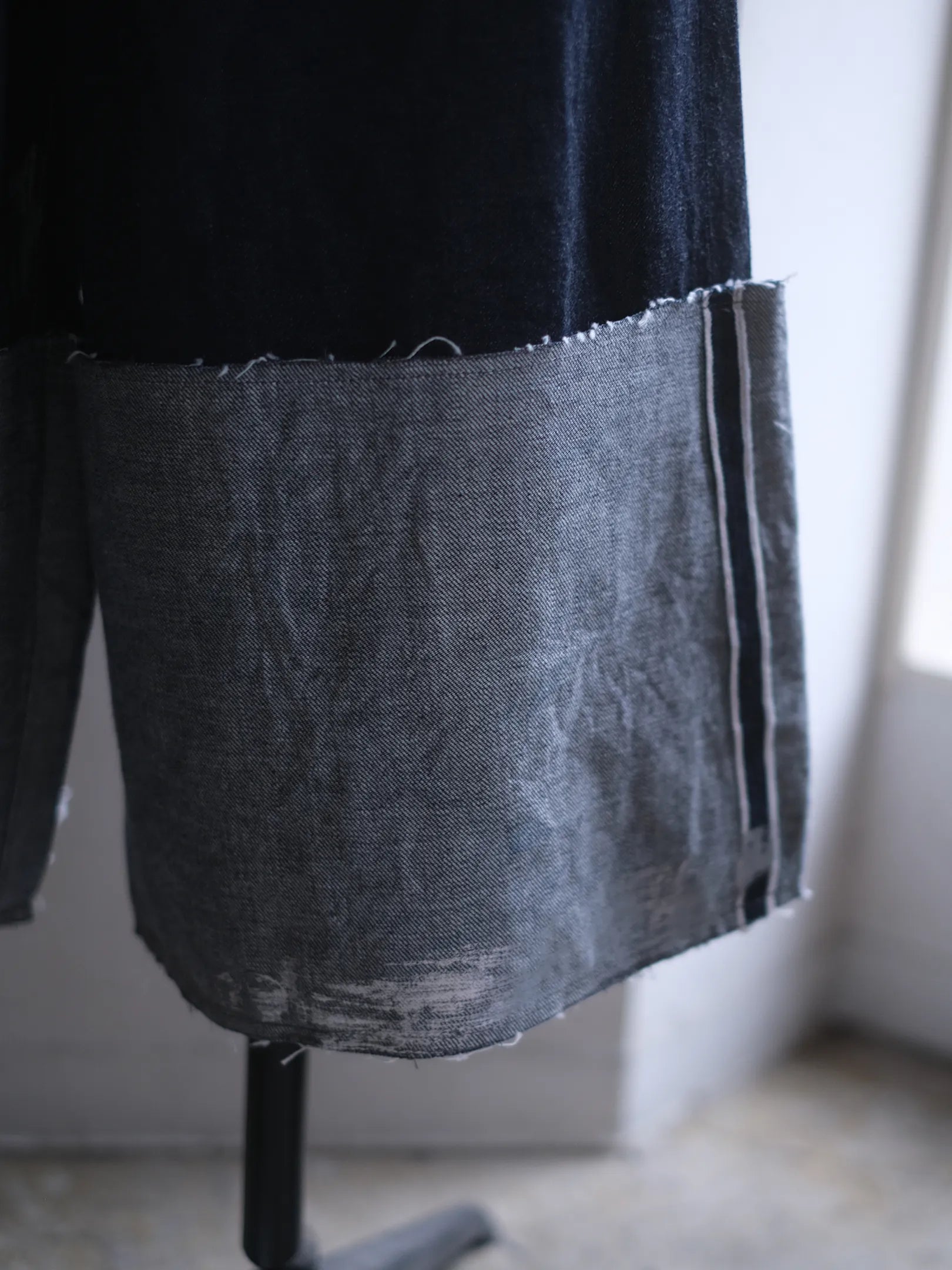 GO TO HOLLYWOOD  "Denim Roll Up Sparkle Jorts(LADIES)"