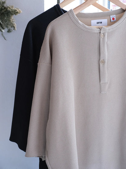 UNFRM "IRM WAFFLE THERMAL 6/10 HENRY NECK WIDE SHIRT(2colors)"