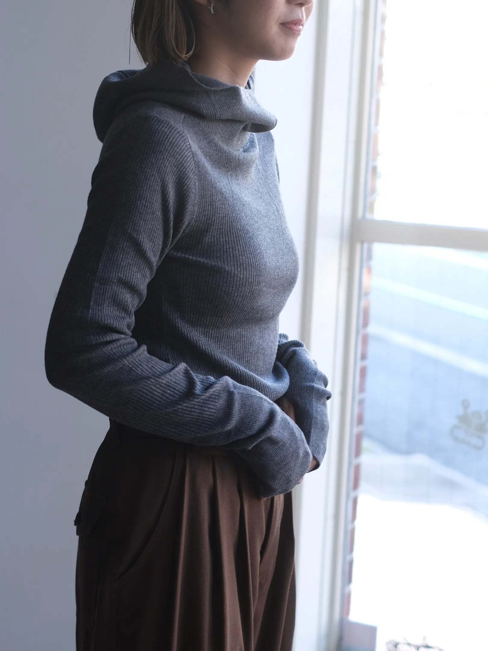 ANTHOM "ウール混 定番リブフーディKNIT(2colors)"