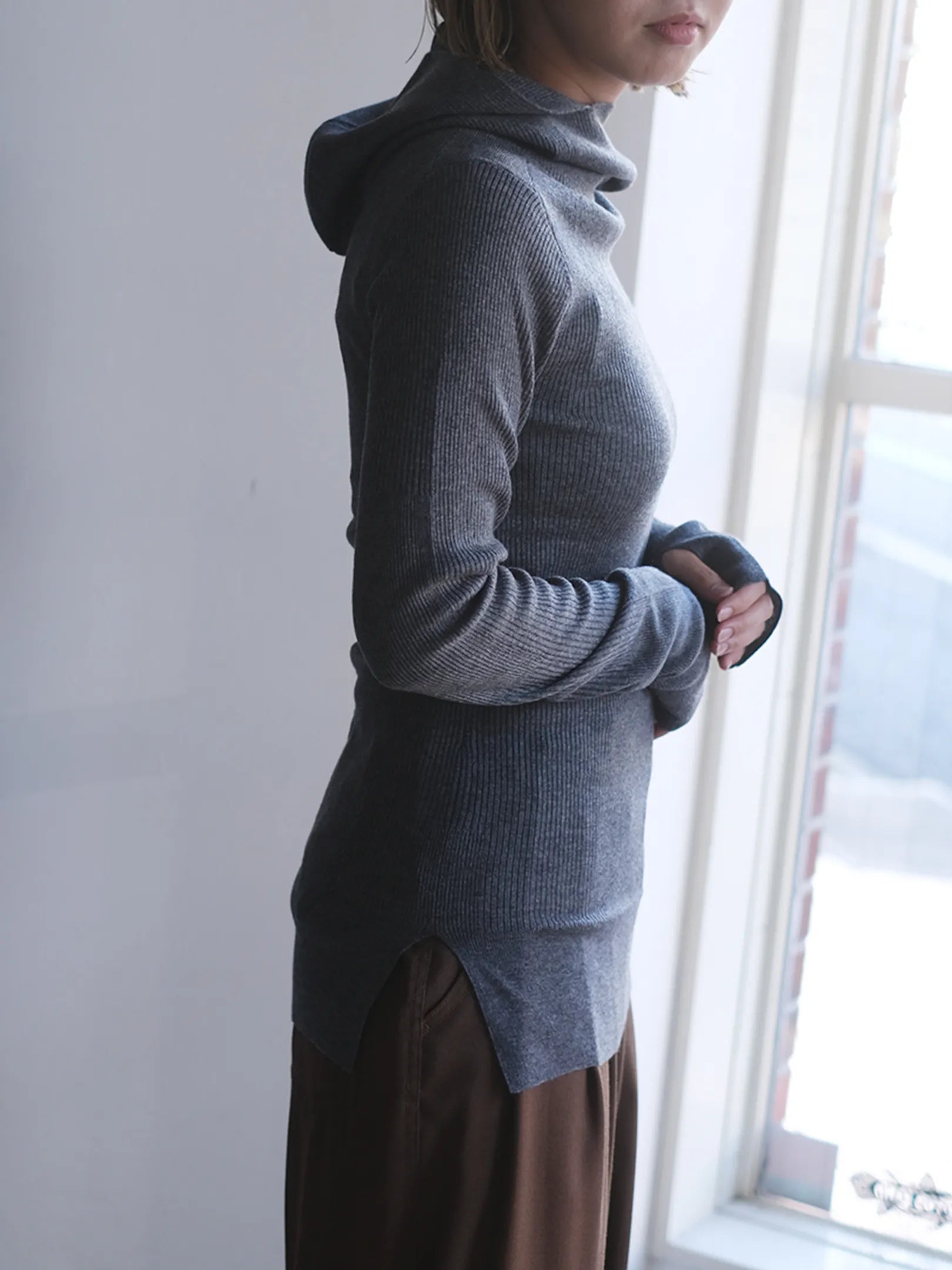 ANTHOM "ウール混 定番リブフーディKNIT(2colors)"