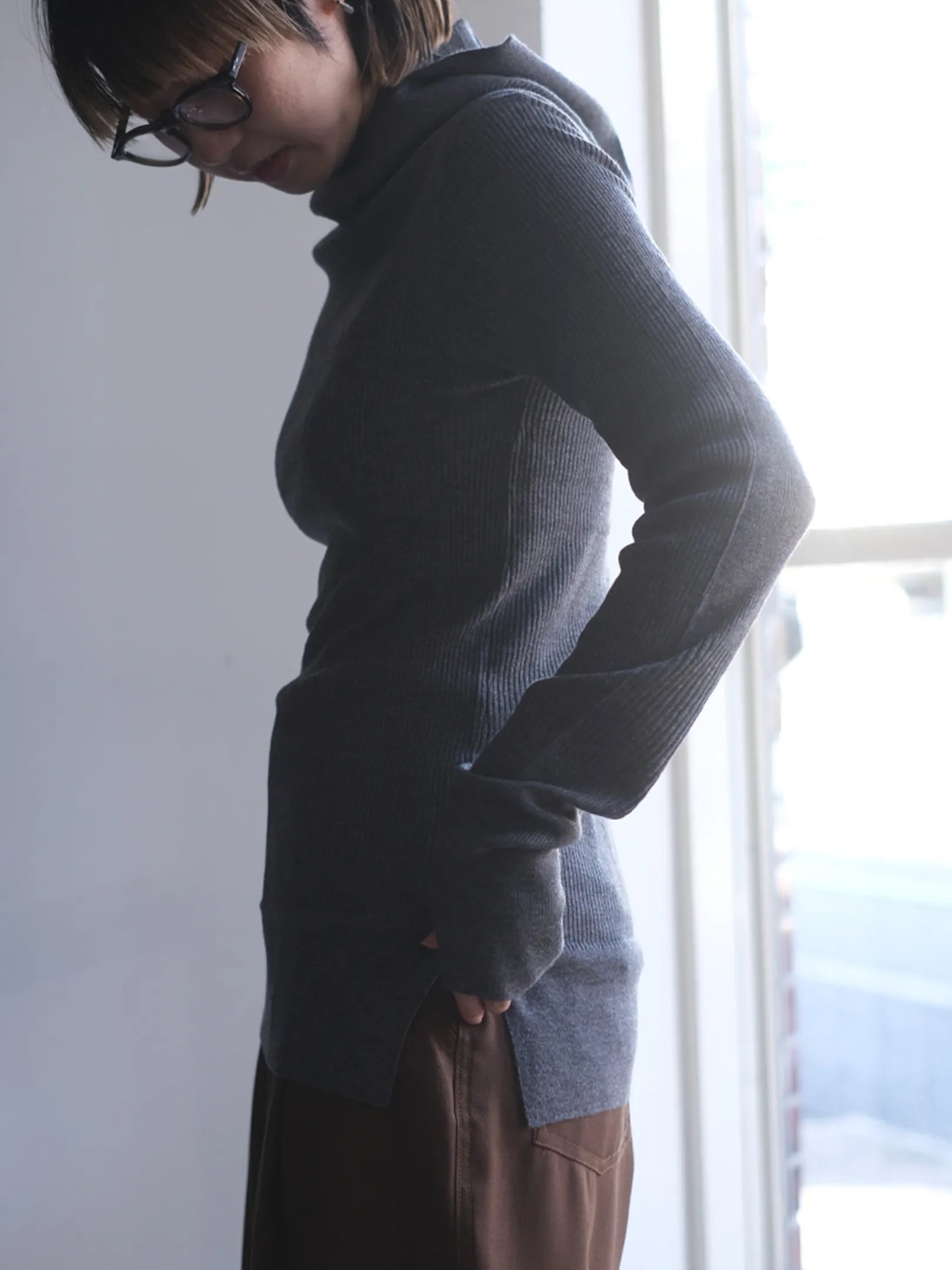 ANTHOM "ウール混 定番リブフーディKNIT(2colors)"