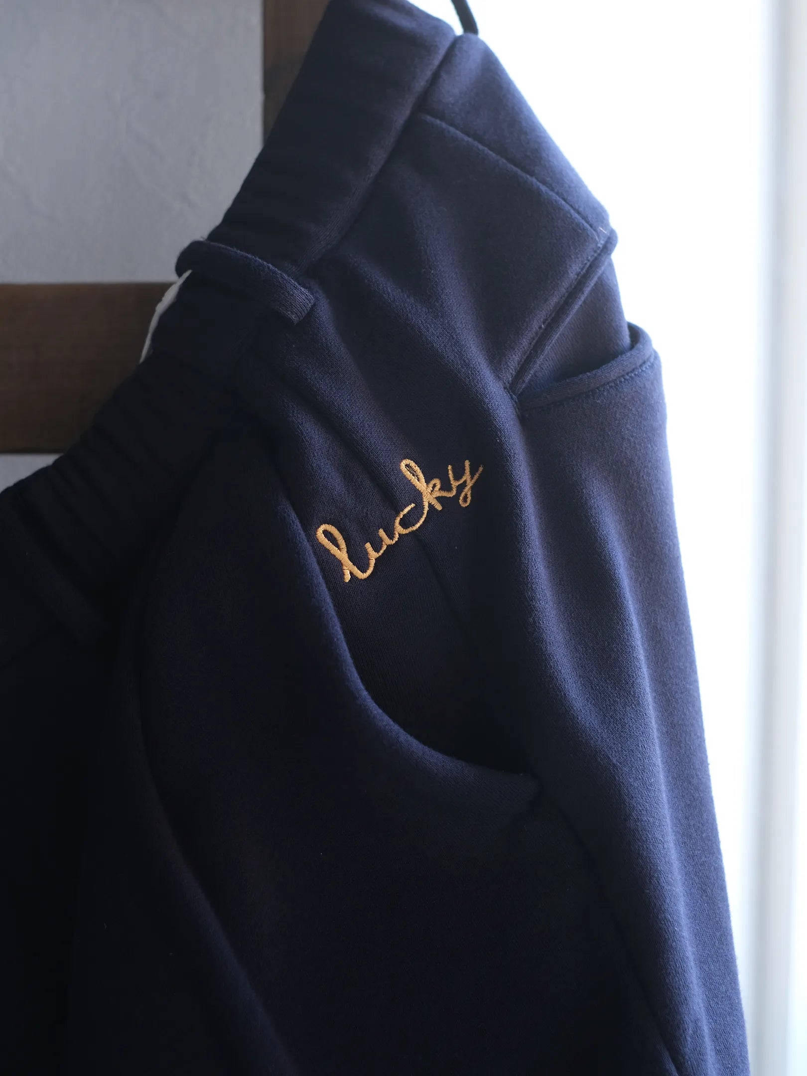 THE SUNNY "SWEAT TWO TUCK PANTS / NAVY"