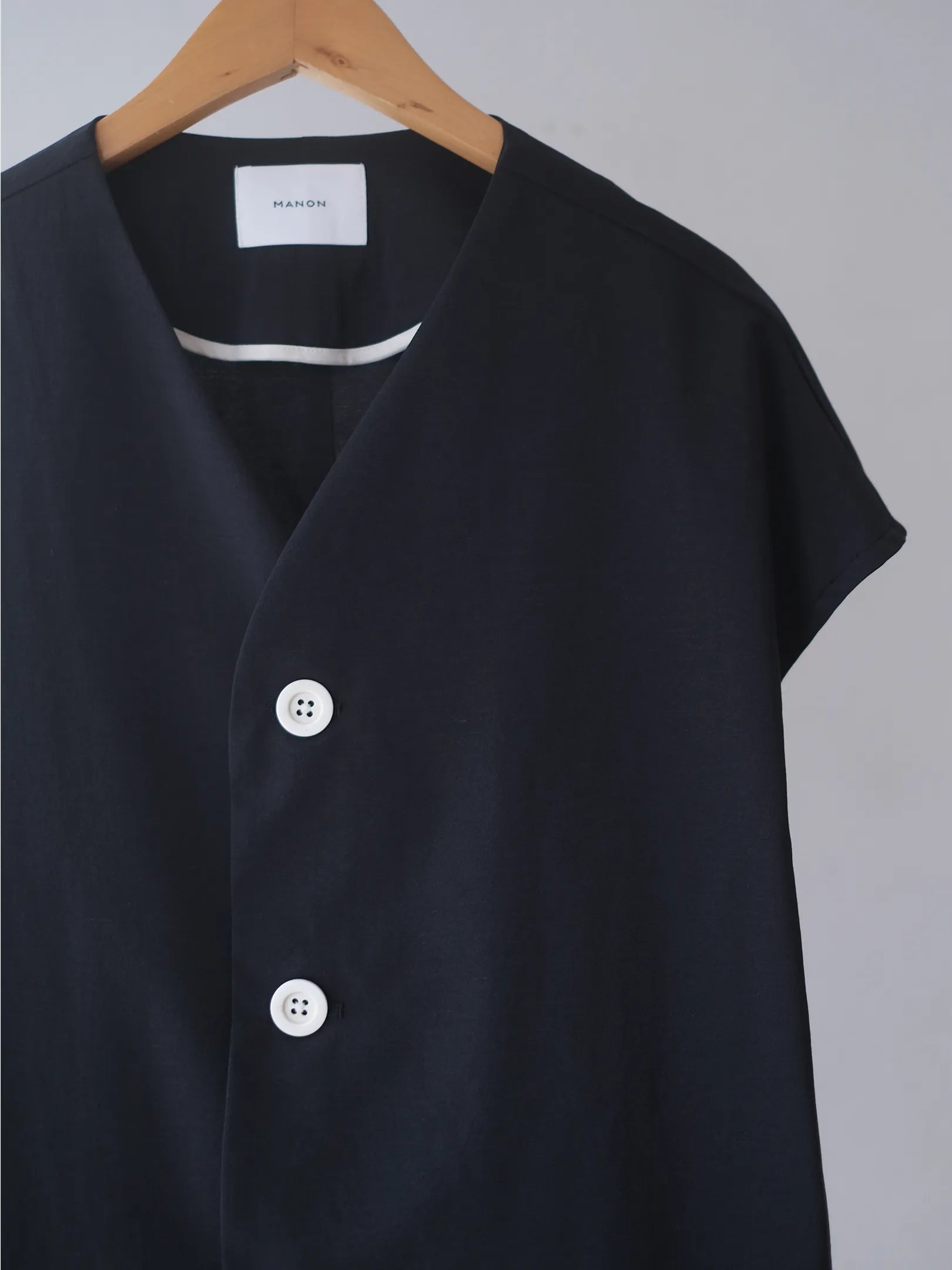 manon "TAFFETA OVER VEST"(2colors)