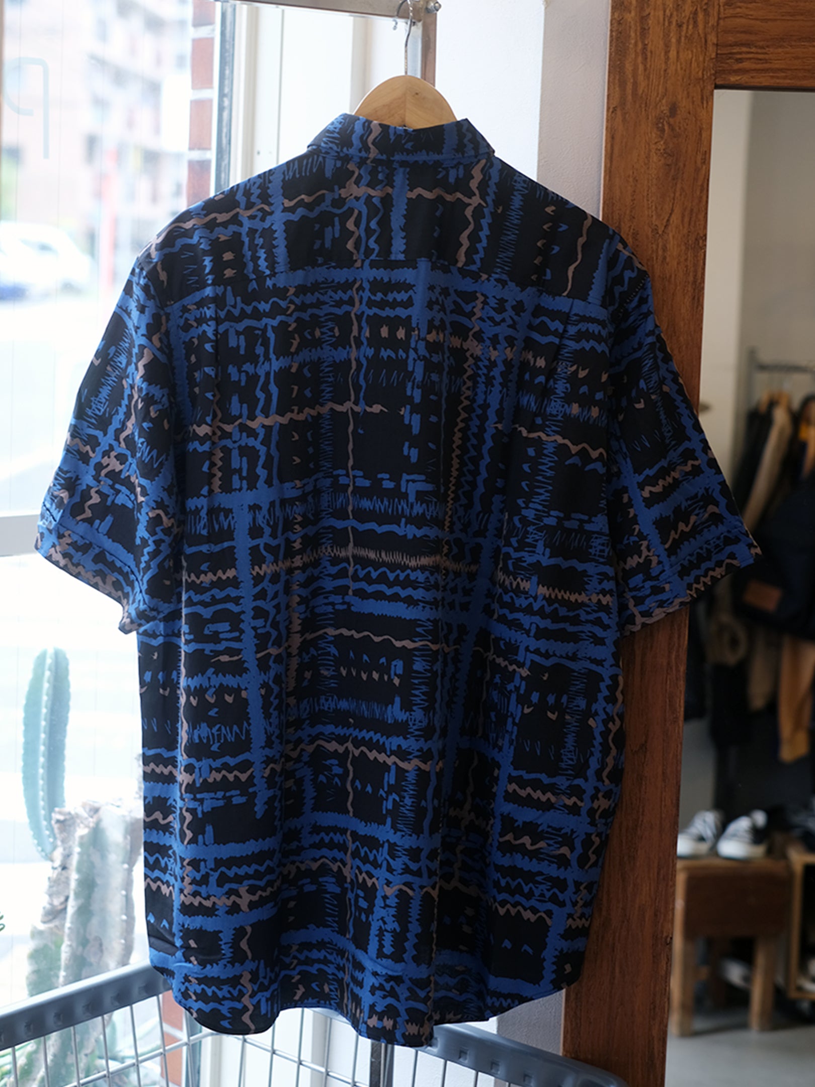 weac. "FLORIST" (BLUE×BLACK)