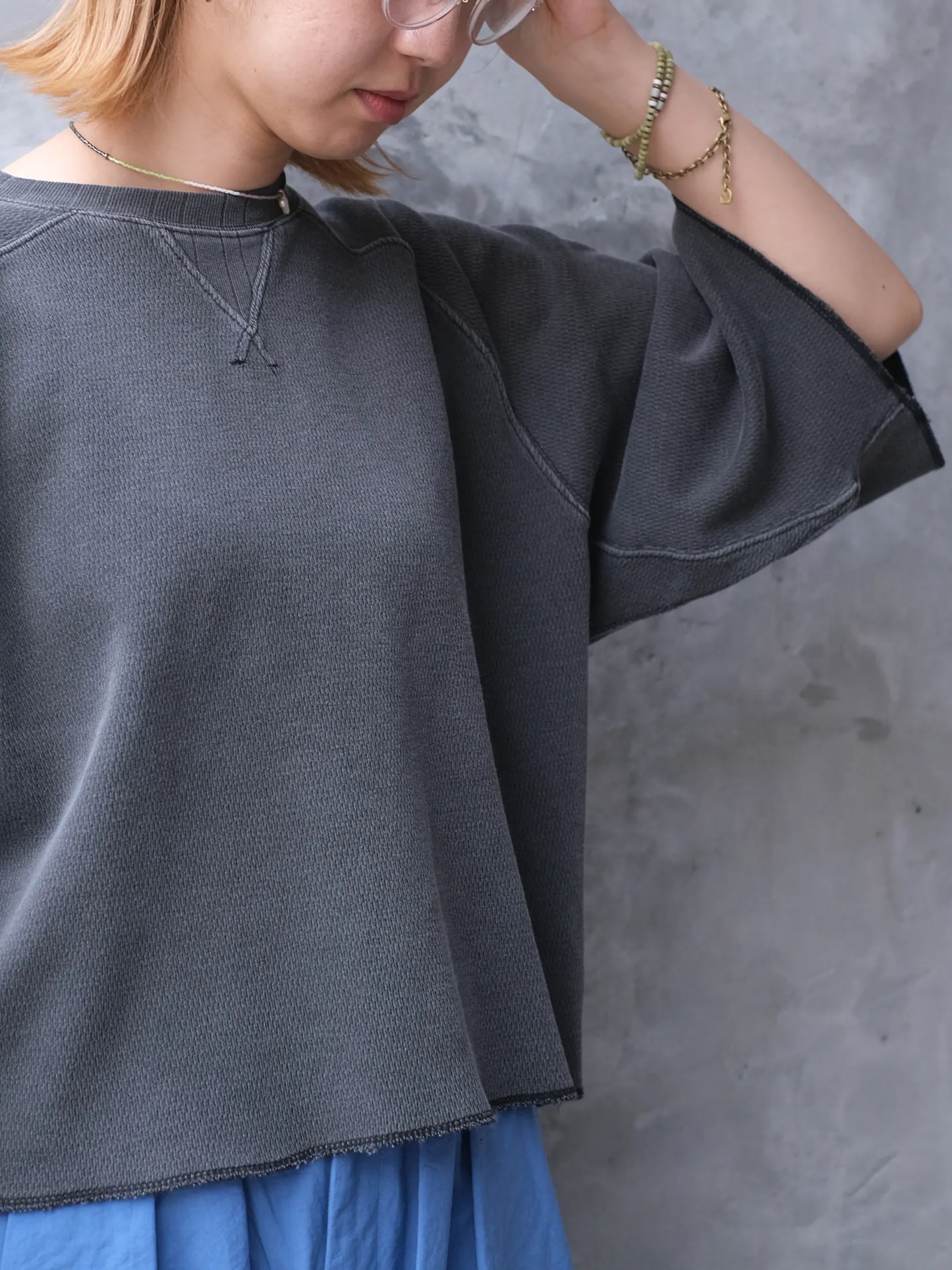 Kha:ki "HONEYCOMB S/S TOP"