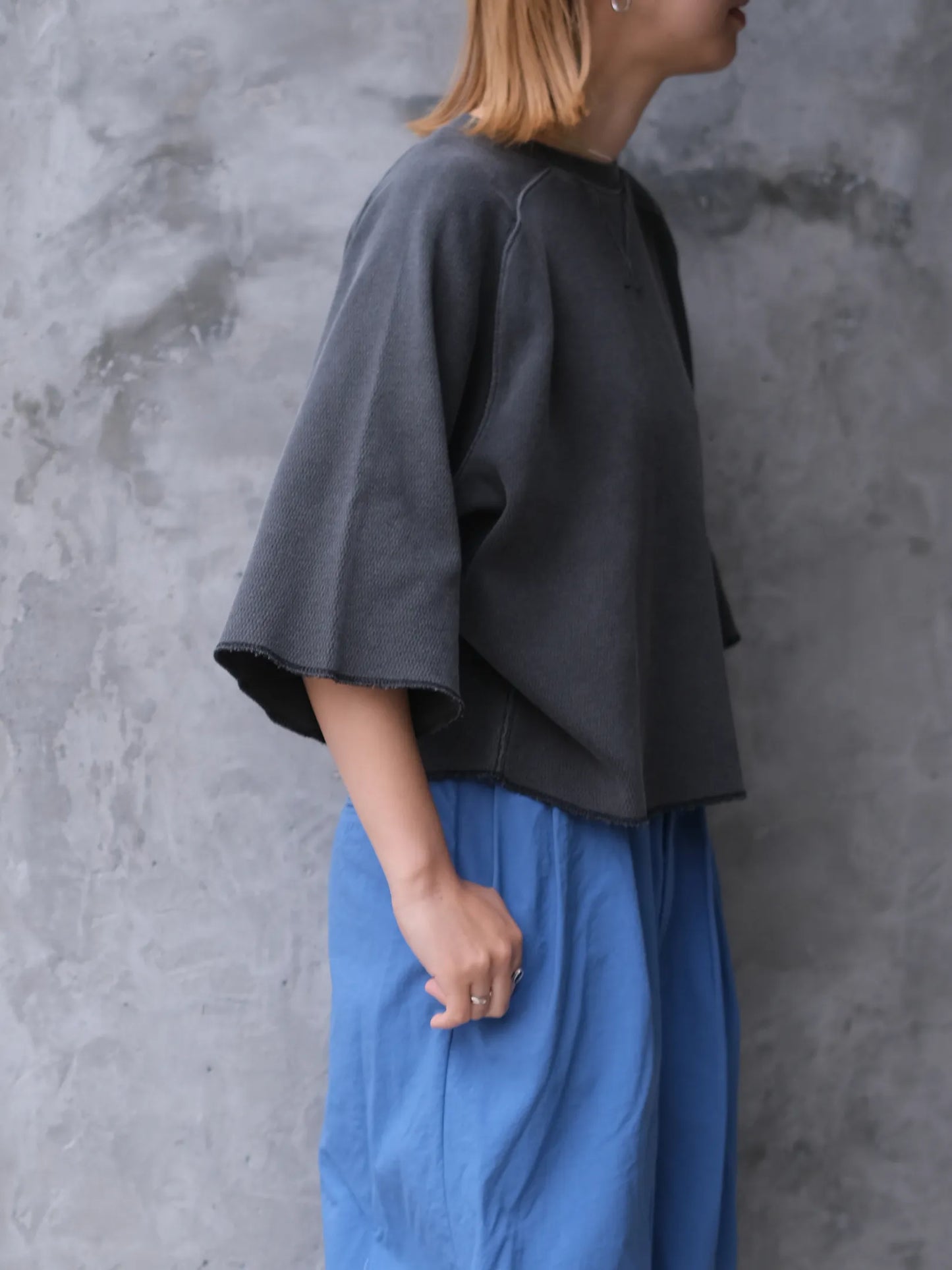 Kha:ki "HONEYCOMB S/S TOP"