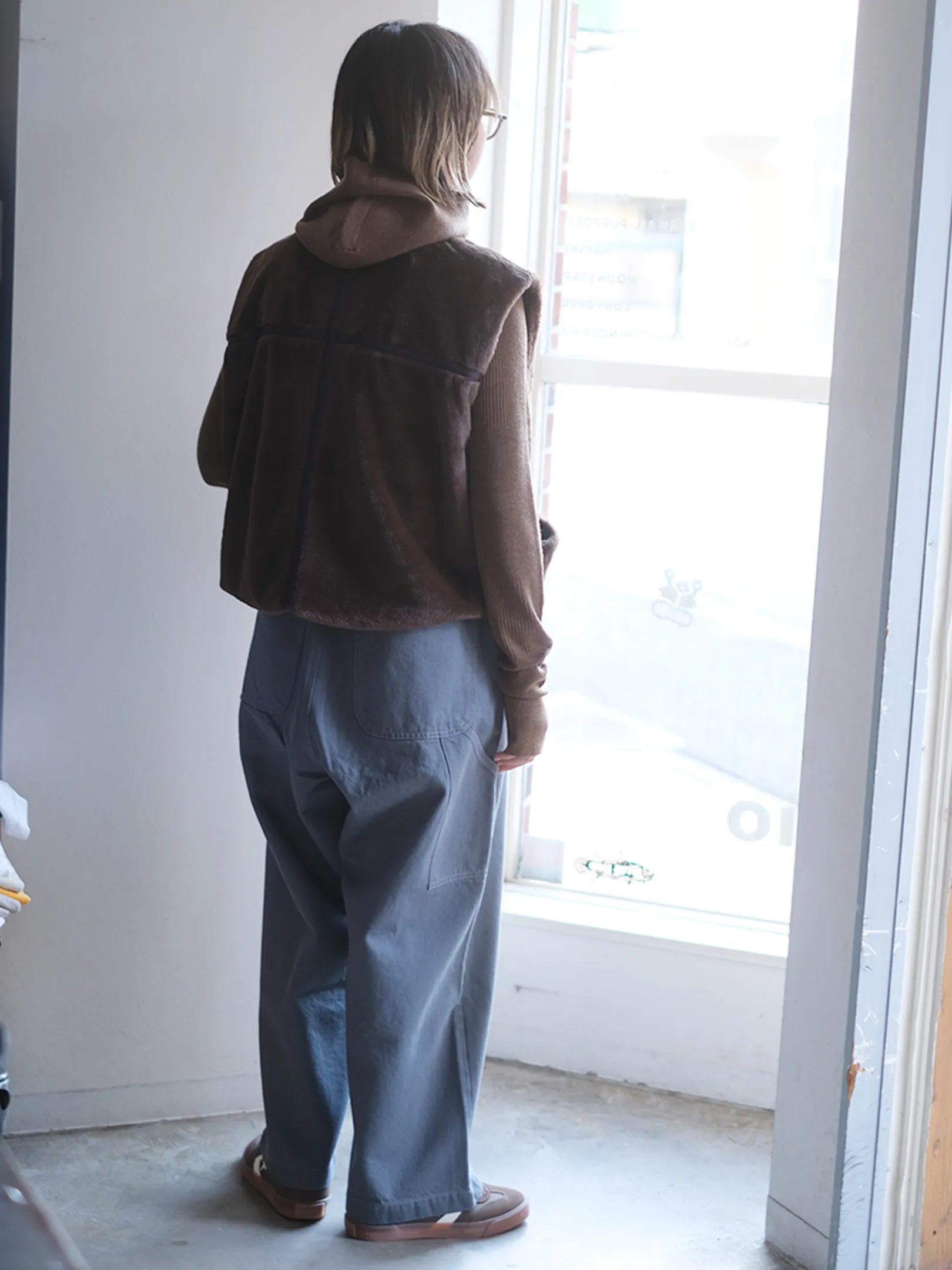 Kha:ki "STAND COLLAR FUR VEST"