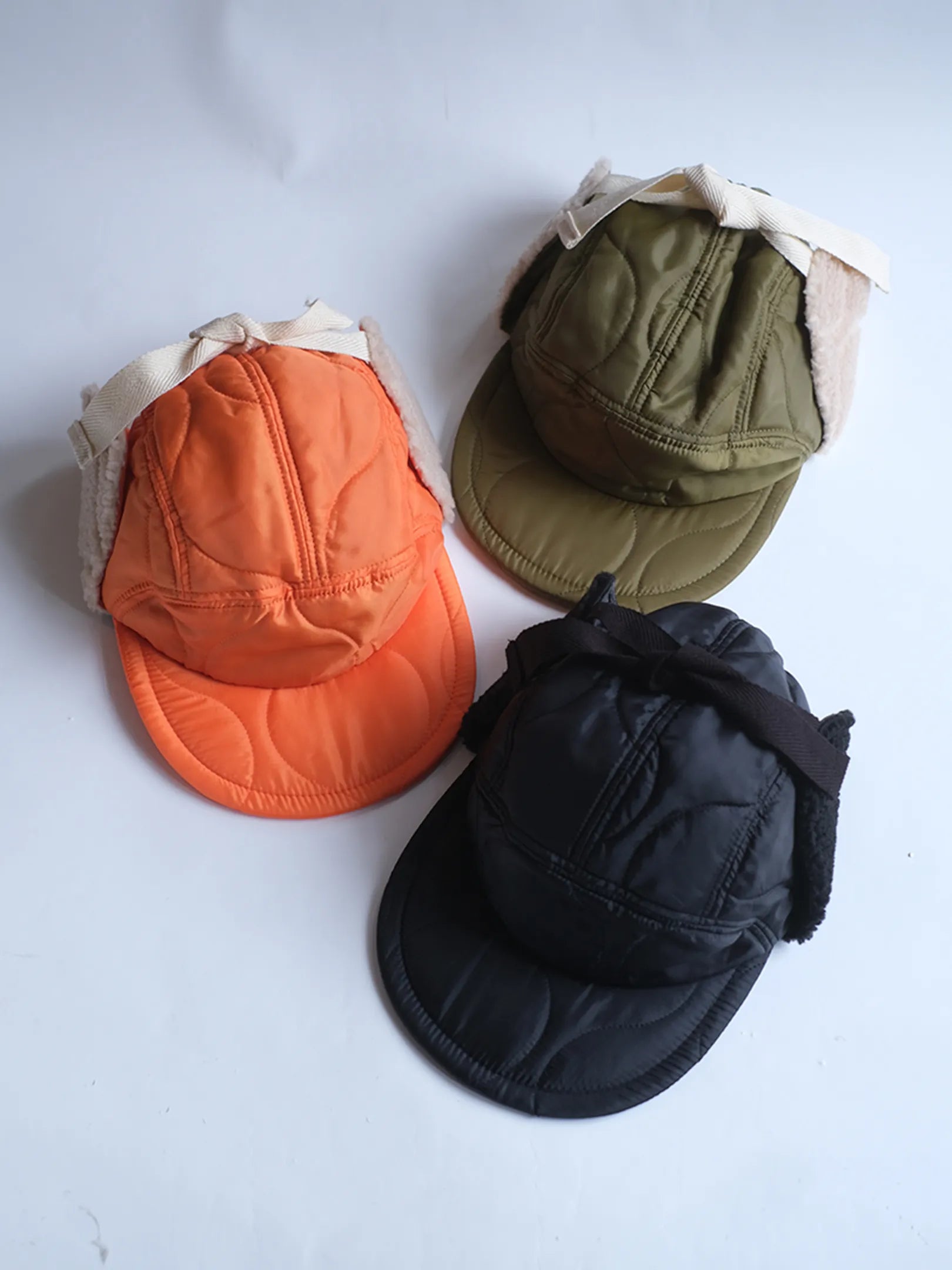 FOUND FEATHER "Halfmoon Cap with Ears(3colors)"