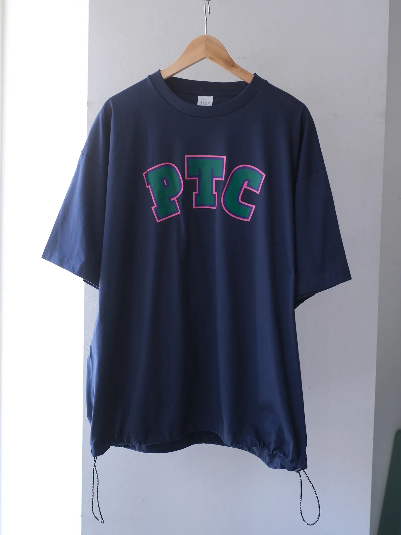 ⚫︎PRE-ORDER  PTC by Panio " COLLEGE LOGO RELAX S/STee(3colors)"