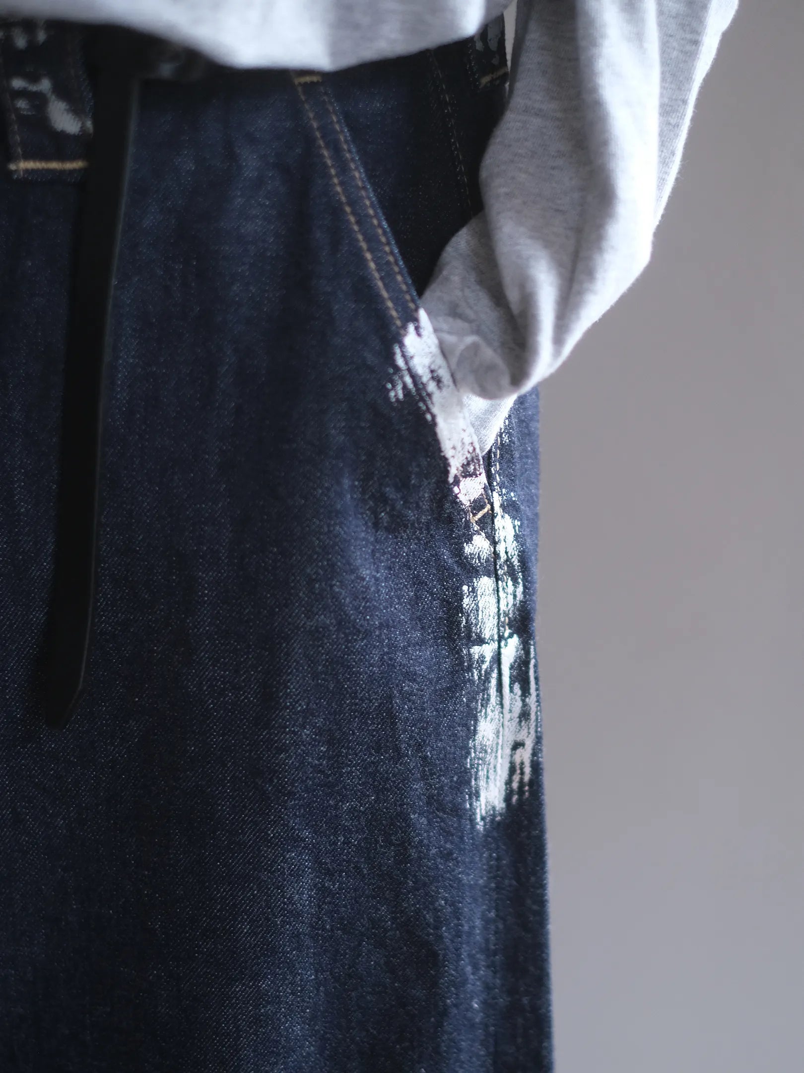 GO TO HOLLYWOOD  "Denim Roll Up Sparkle Jorts(LADIES)"