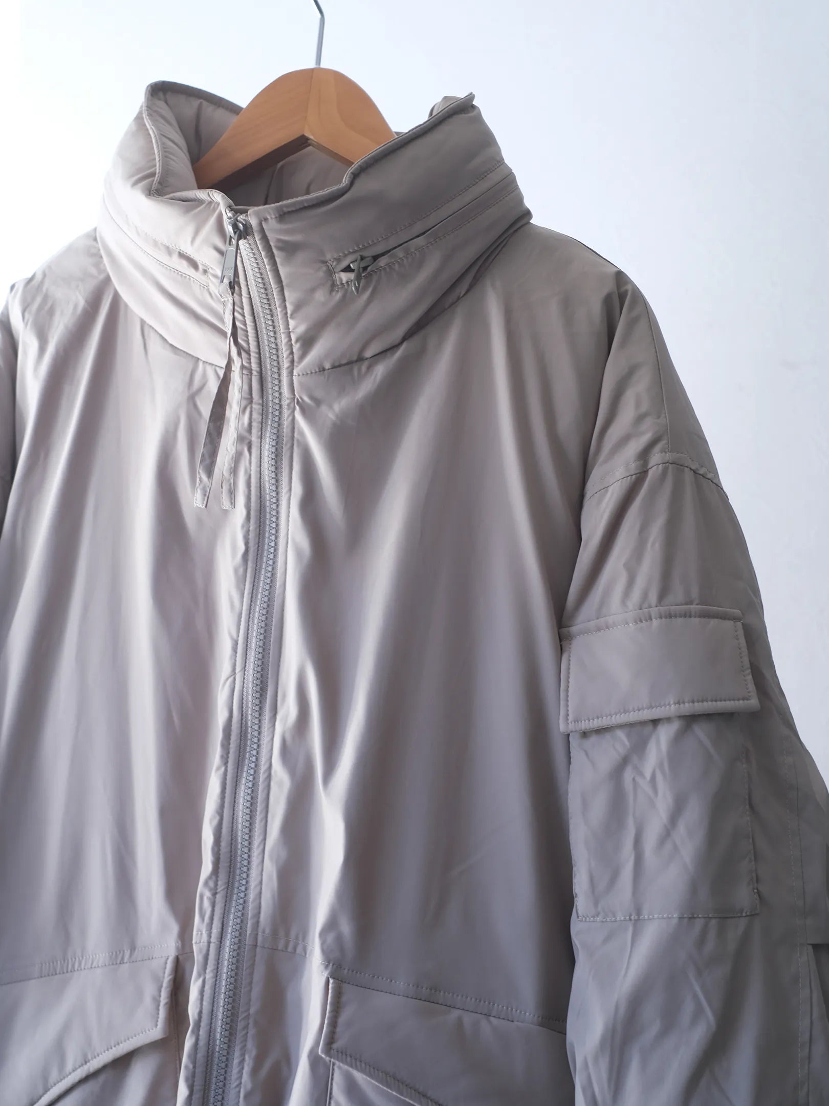 Kha:ki "MIL PADDING COAT(2colors)"