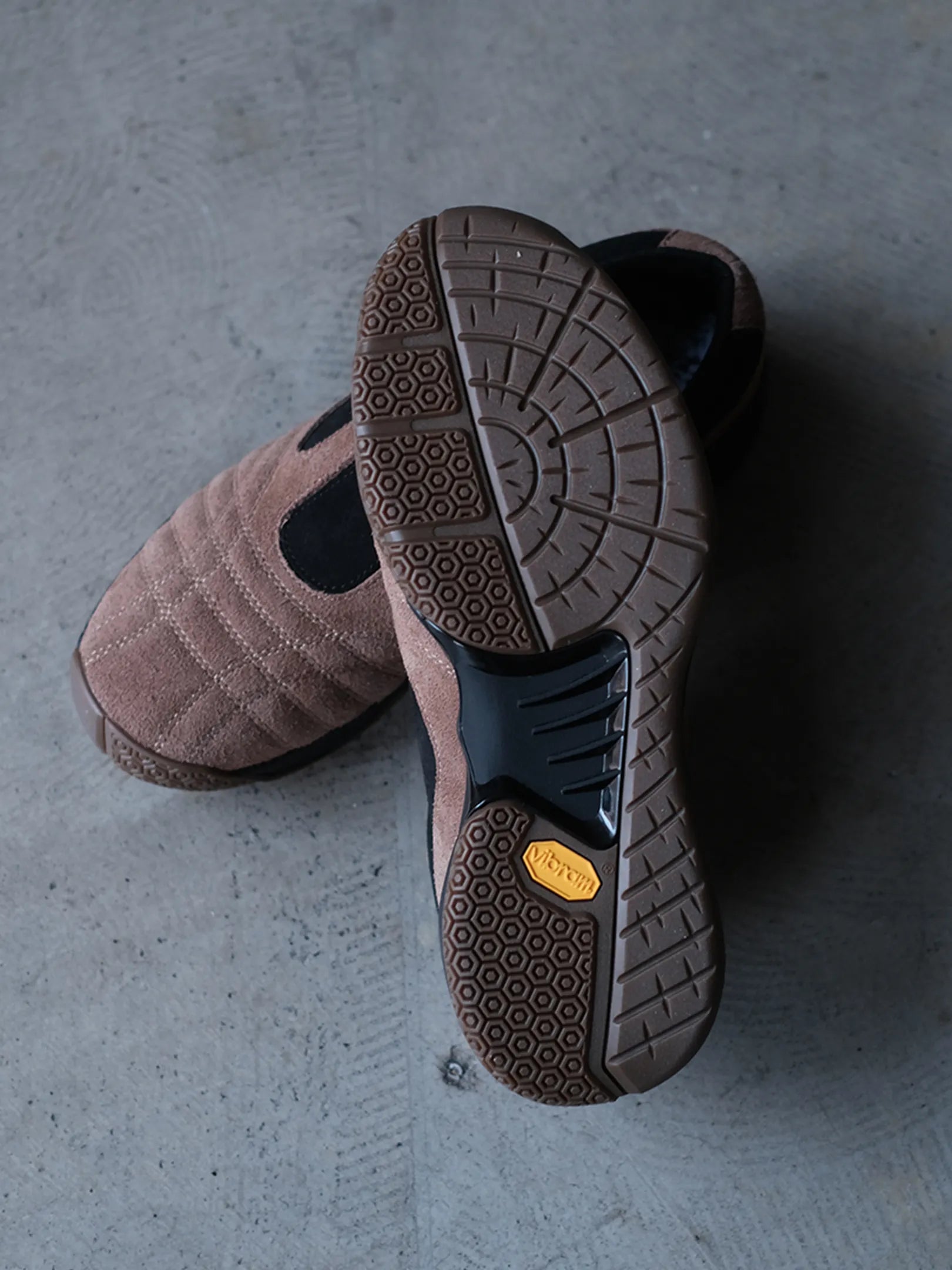 yuers "SEAGULL BROWN"