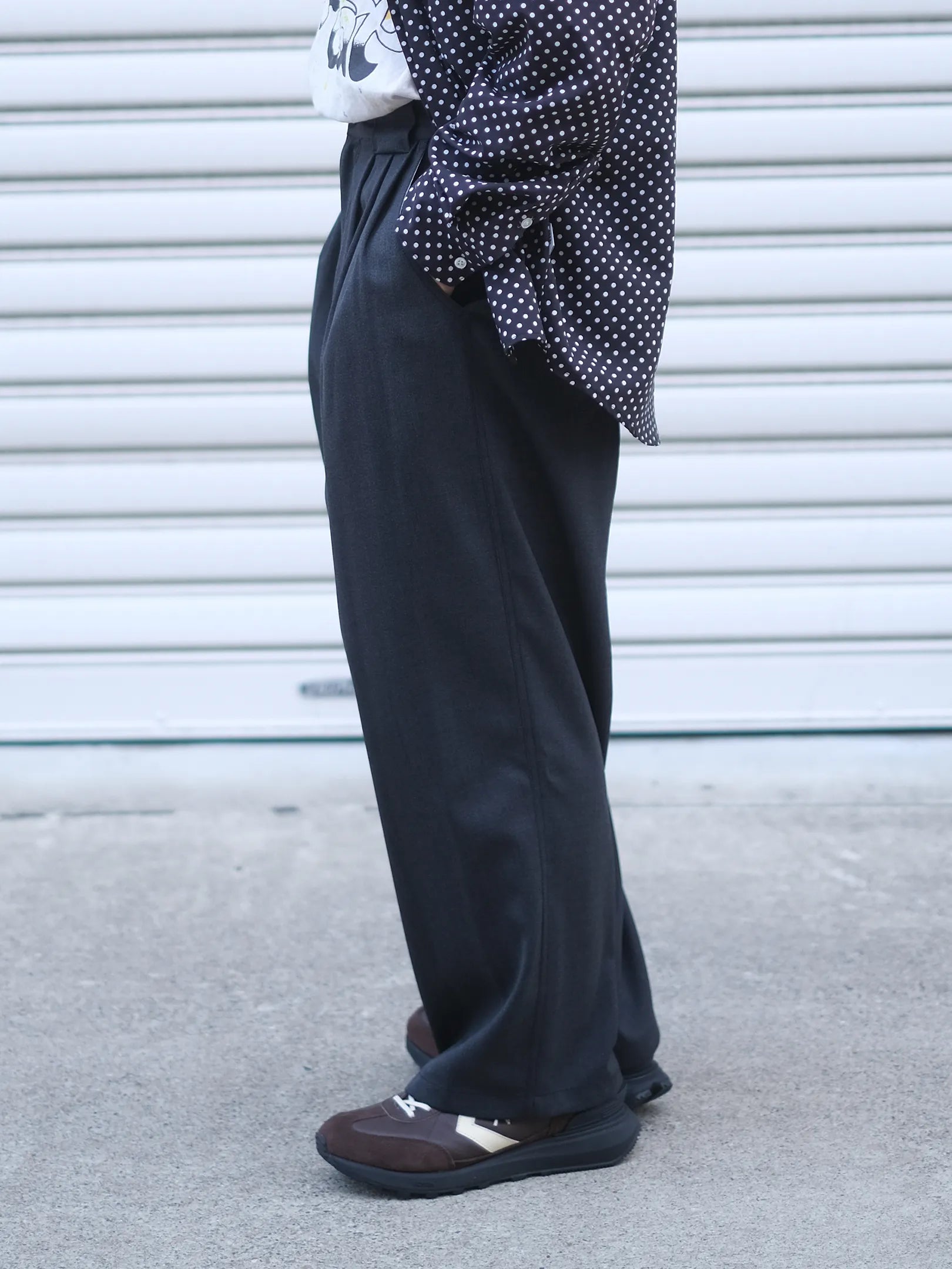 manon "WOOL MIX THREE TUCK WIDE PANTS(2colors)"