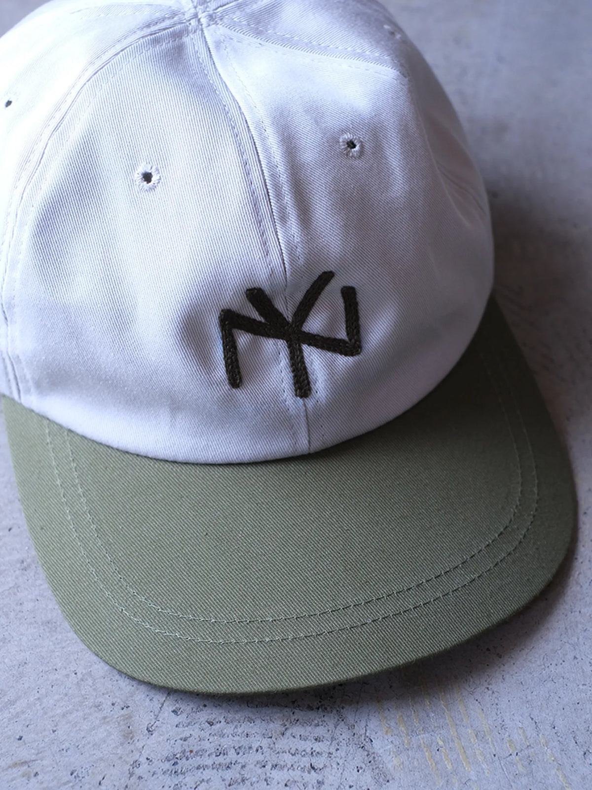 CHU ARAI×FOUND FEATHER   "HAND EMBROIDERY NY CAP"