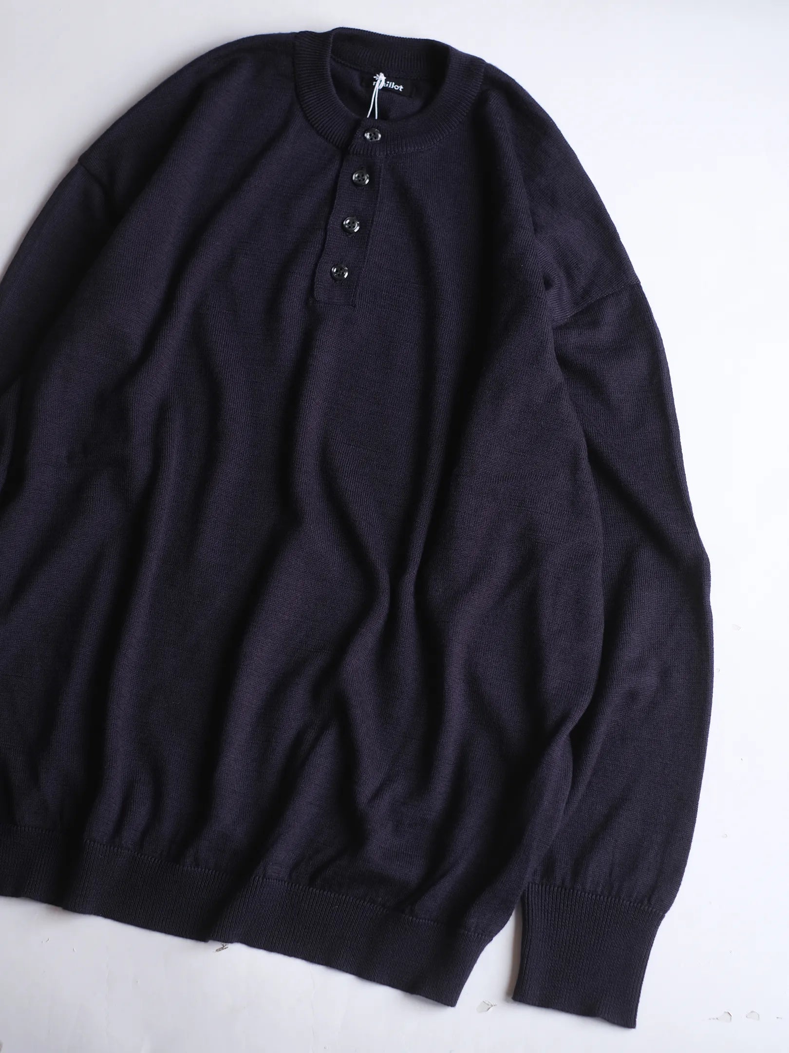 maillot mature "Boundary Henley Sweater(2colors)"