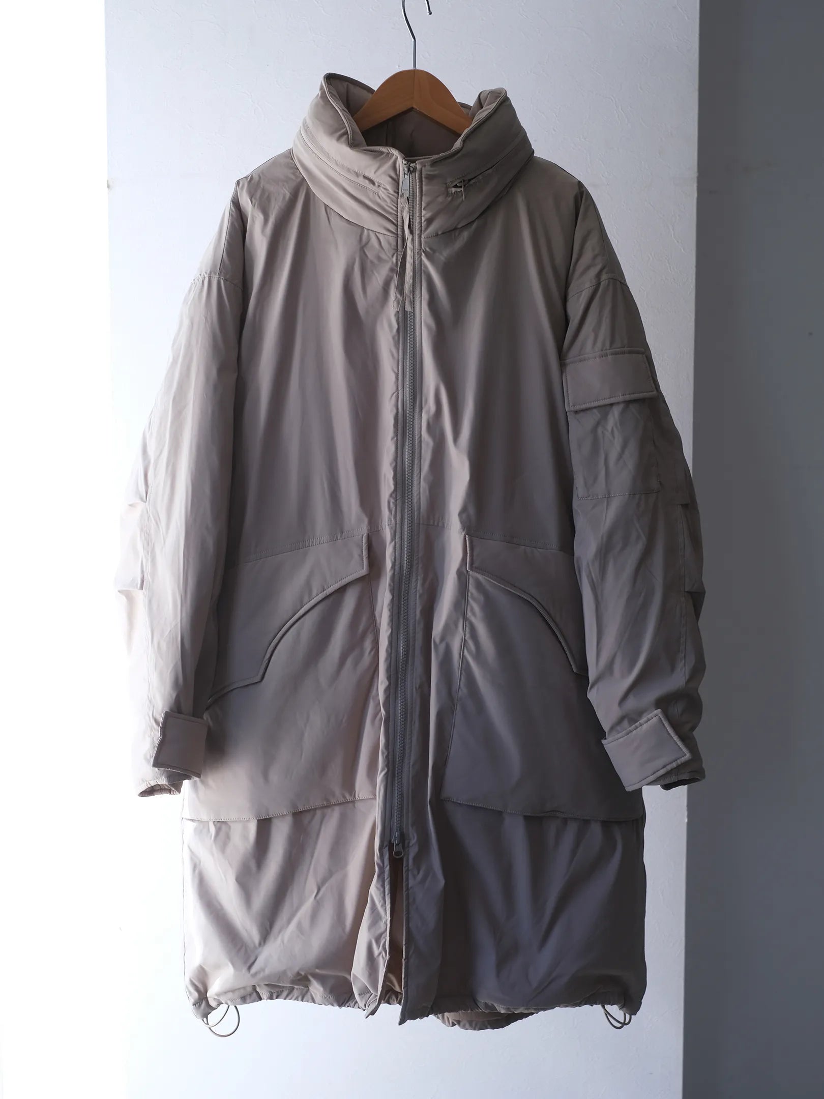 Kha:ki "MIL PADDING COAT(2colors)"
