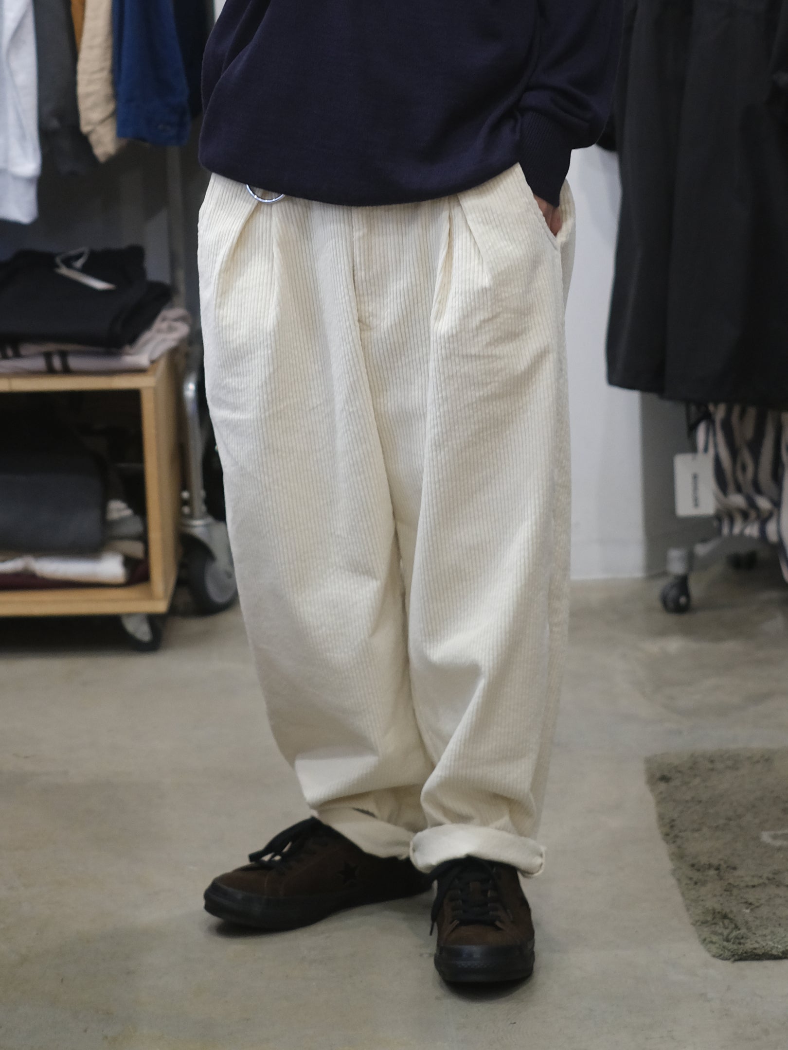 FAKIE STANCE  "D-50 Corduroy WHT"