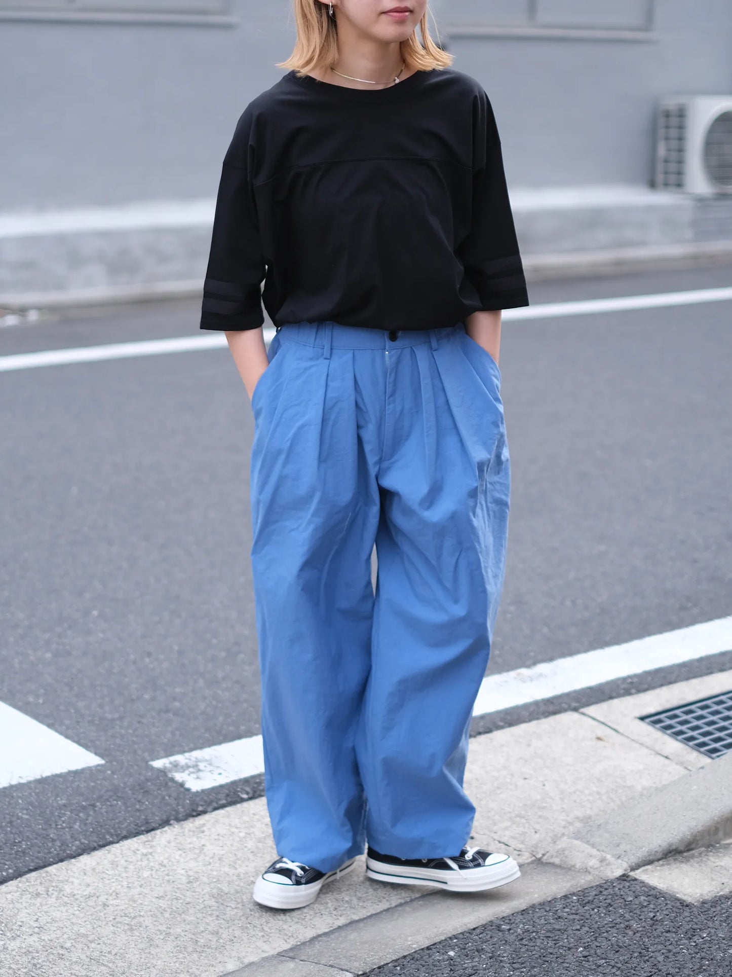 THE SUNNY "NYLON OX THREE TUCK PANTS / BLUE"