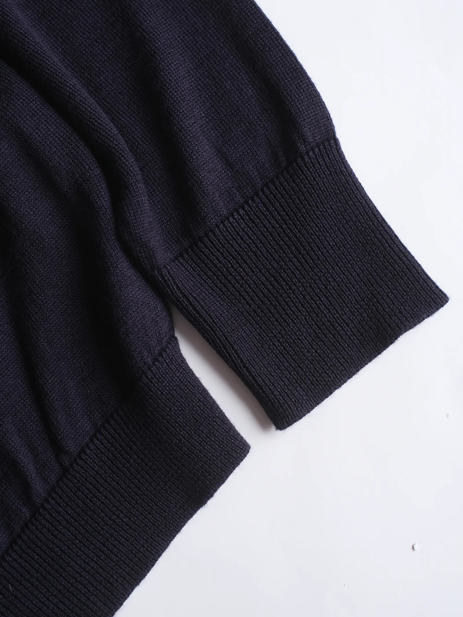 maillot mature "Boundary Henley Sweater(2colors)"