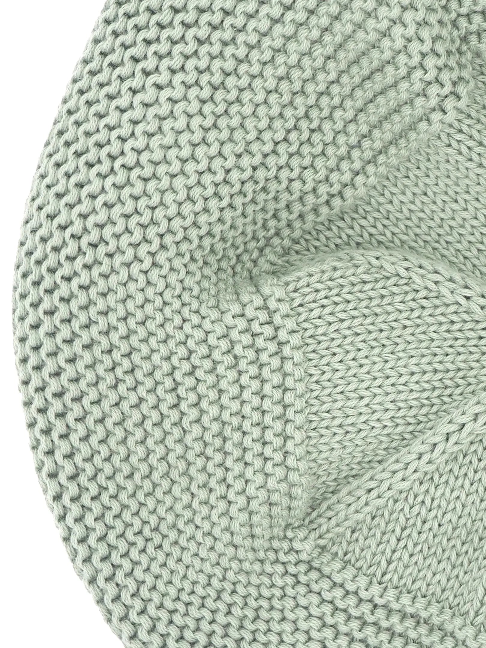FOUND FEATHER "KNIT CASKET"