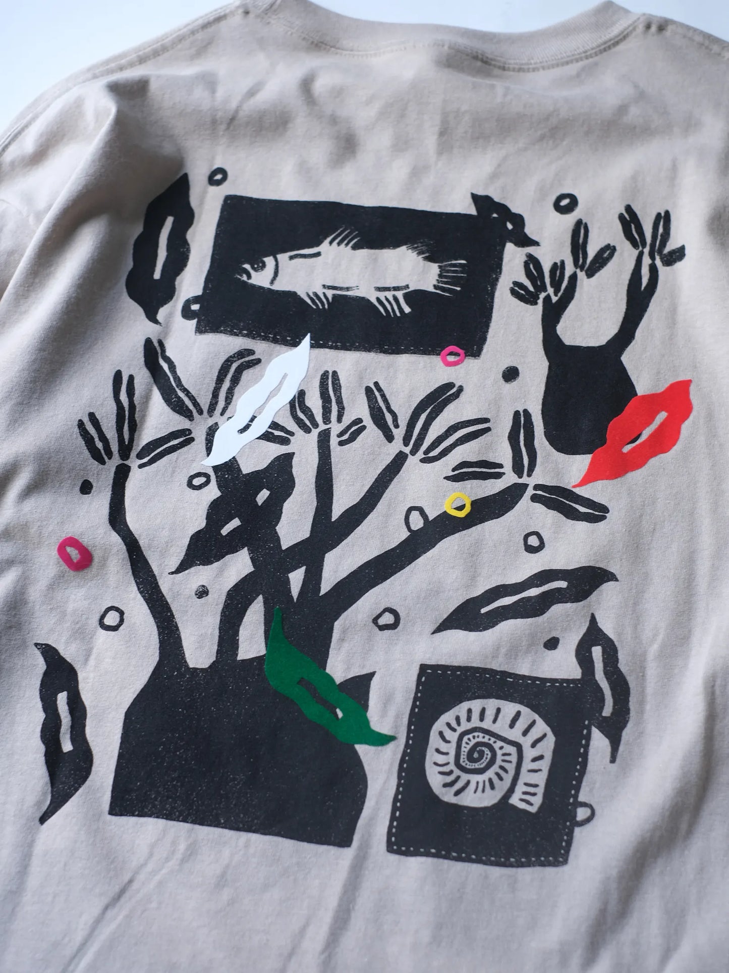 Panio×touten works "ALL LIVING THINGS  L/S Tee (3colors) "