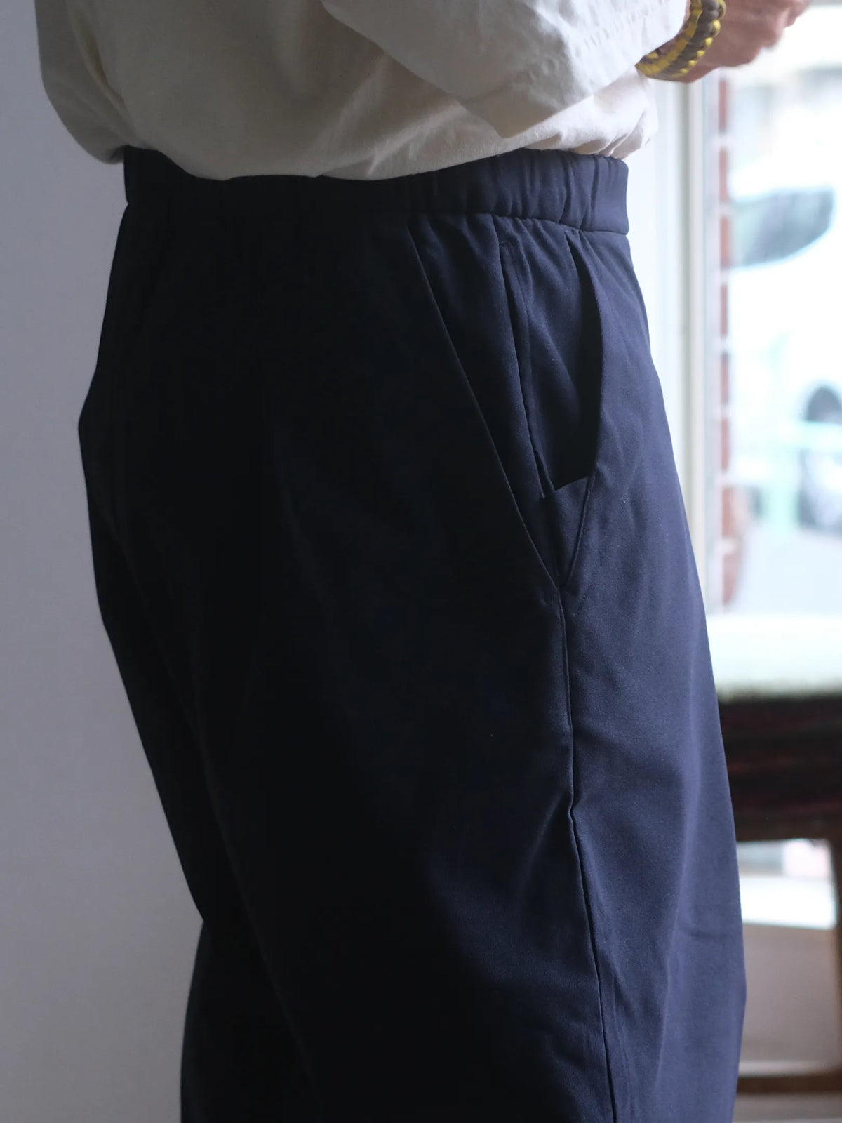 norbit by Hiroshi Nozawa "Tech Wool Cropped Easy Pants(NAVY)"