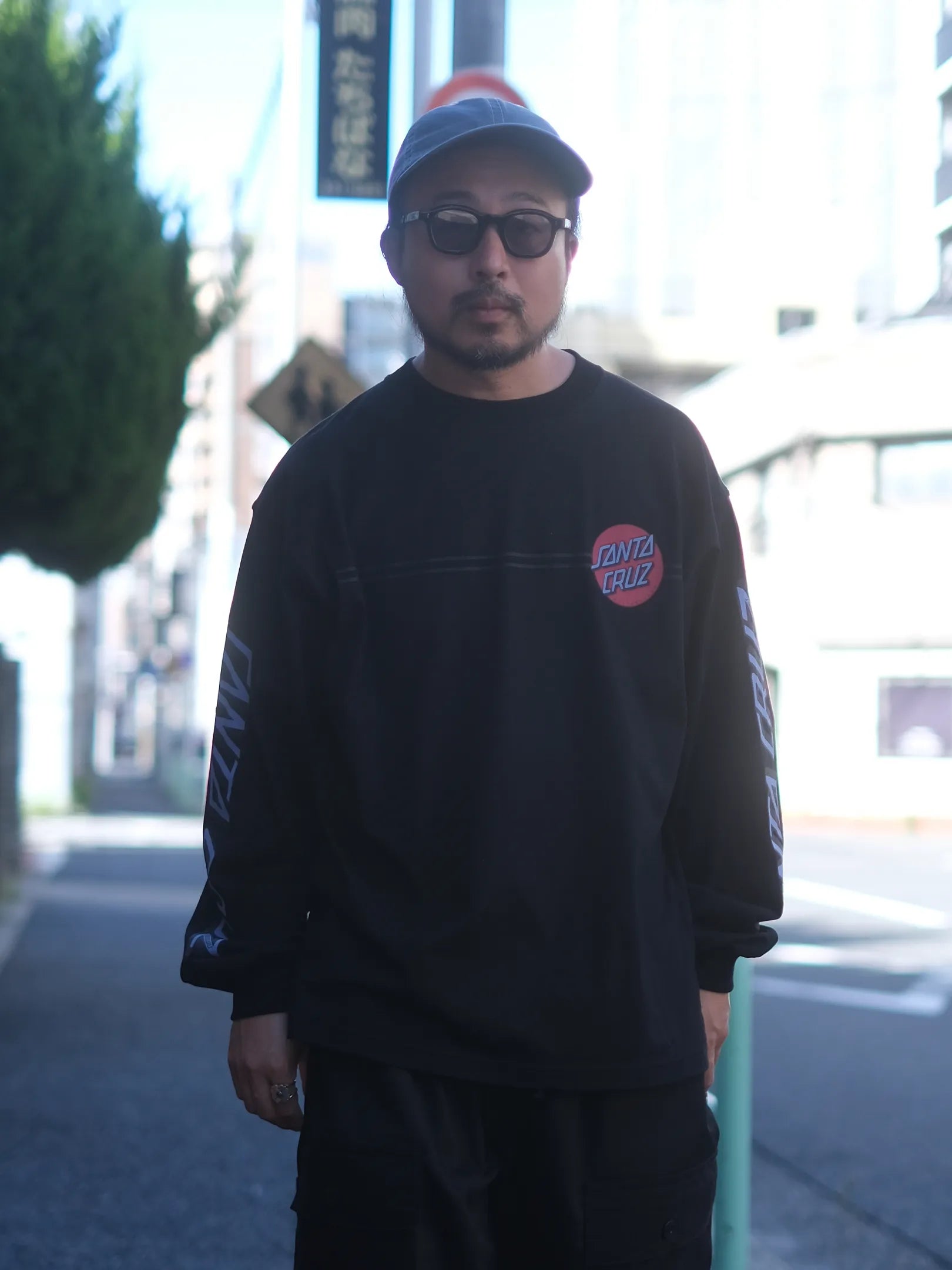 8/8 12~ SEDAN ALL-PURPOSE "Santa Cruz / Classic Dot L/S Tee"