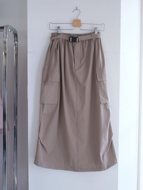 Kha:ki "AIR RIP CARGO SKIRT(2colors)"