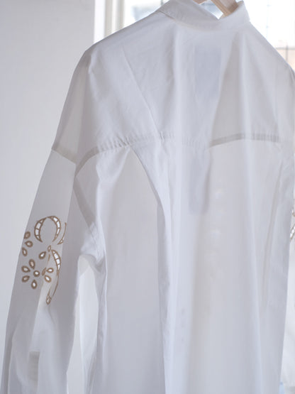 Kha:ki "EMBROIDERY SHIRT"