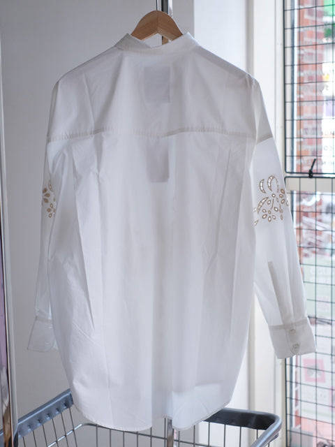 Kha:ki "EMBROIDERY SHIRT"