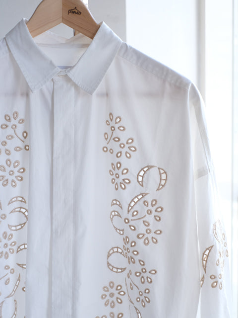 Kha:ki "EMBROIDERY SHIRT"