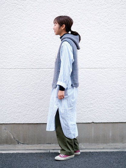 DECHO "HAND KNIT HOOD VEST"