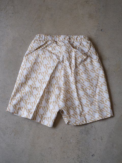 MOUN TEN. "MT check shorts"